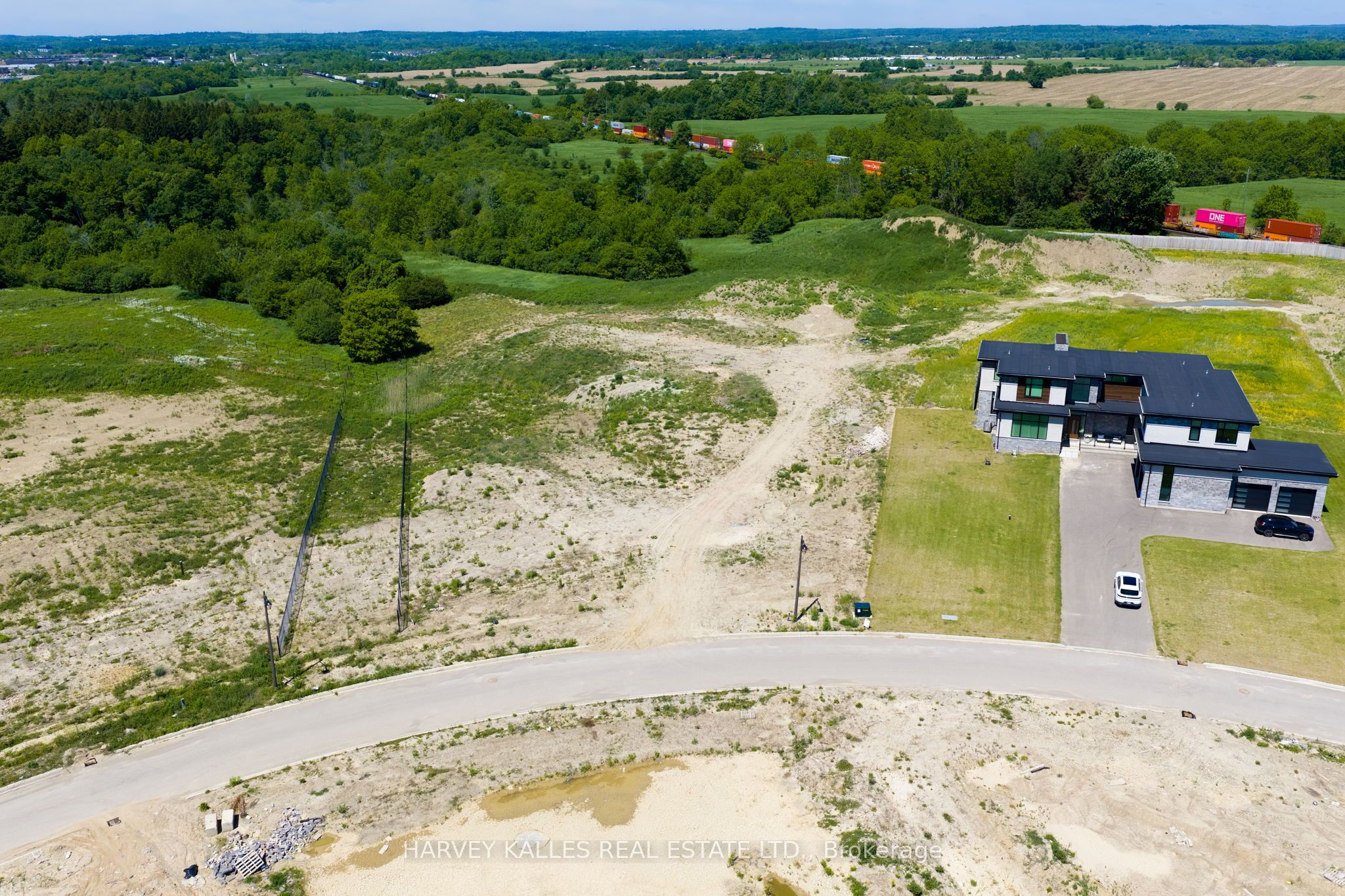 24 Sugarbush Court