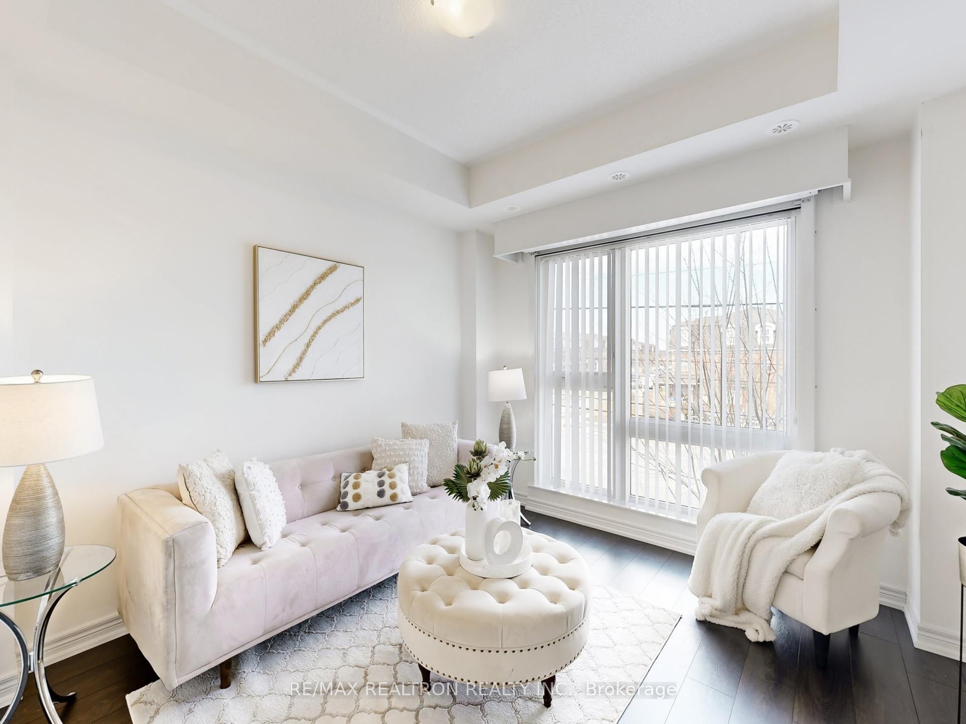 8855 Sheppard Avenue E 358