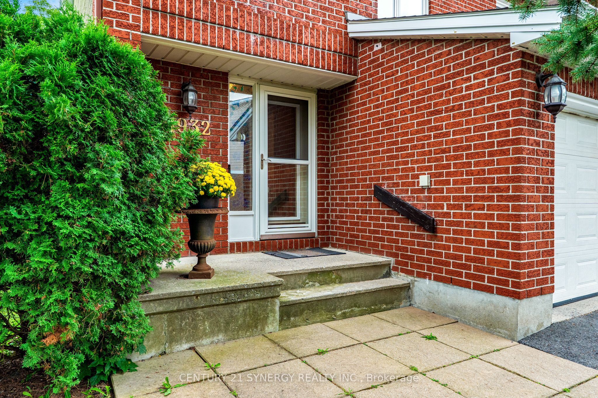 1932 Ashmont Street