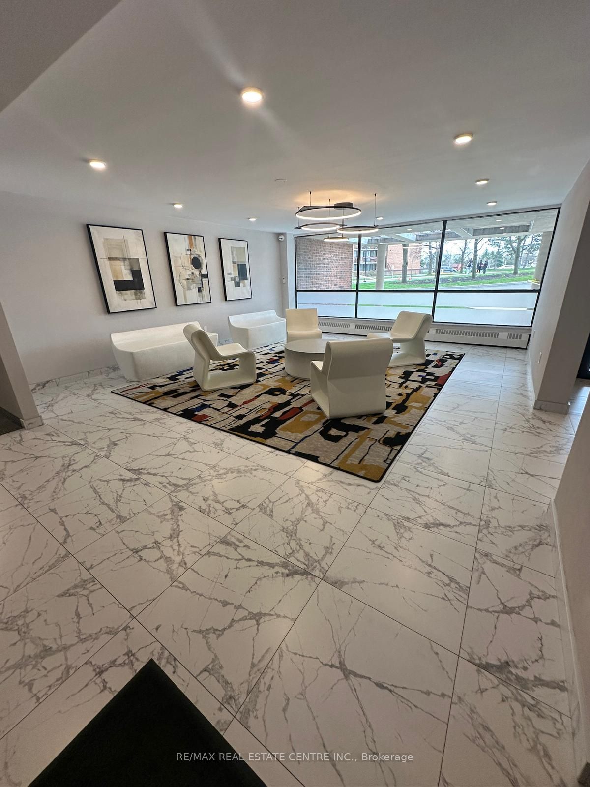 3501 Glen Erin Drive 902
