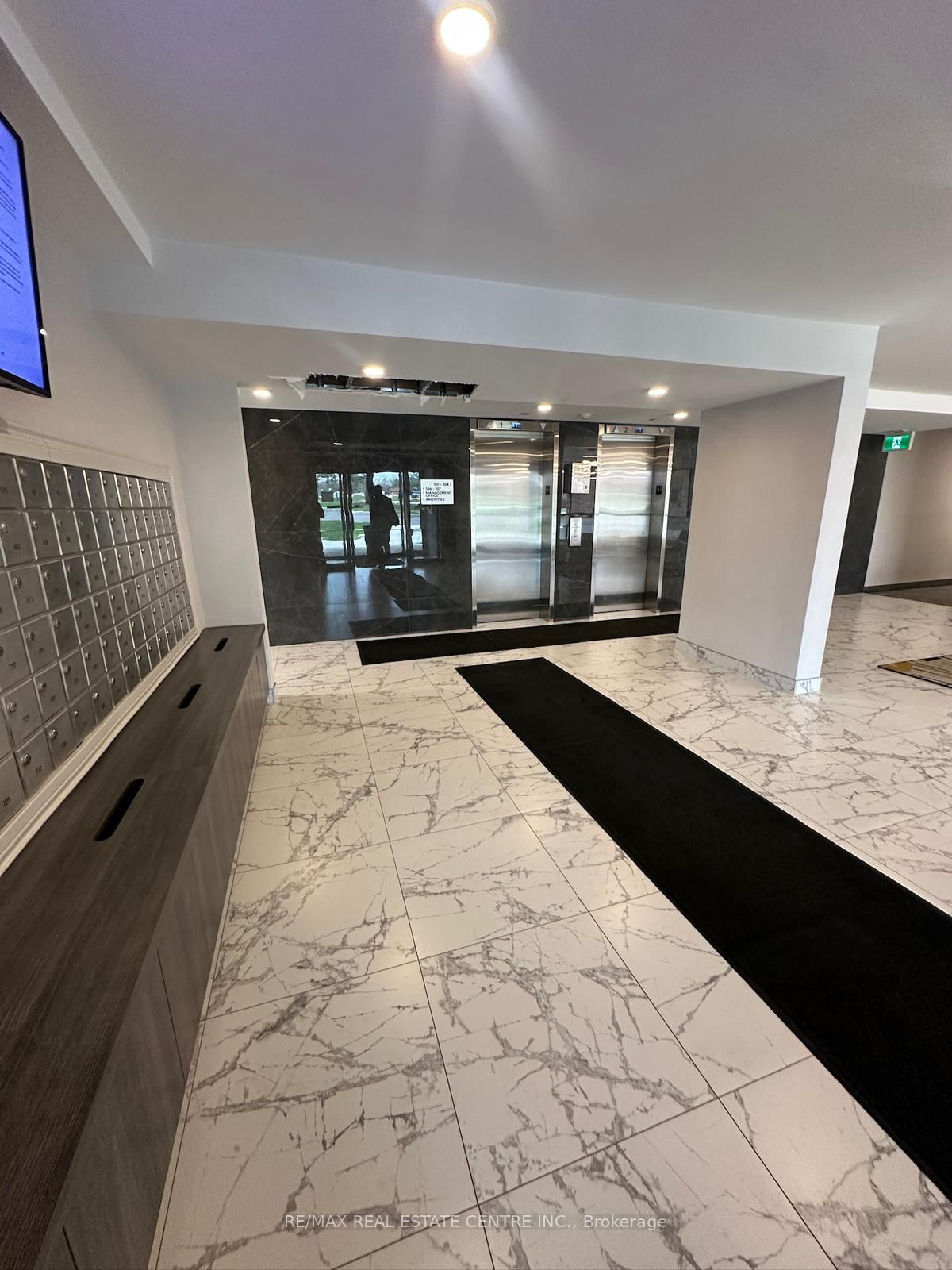 3501 Glen Erin Drive 902
