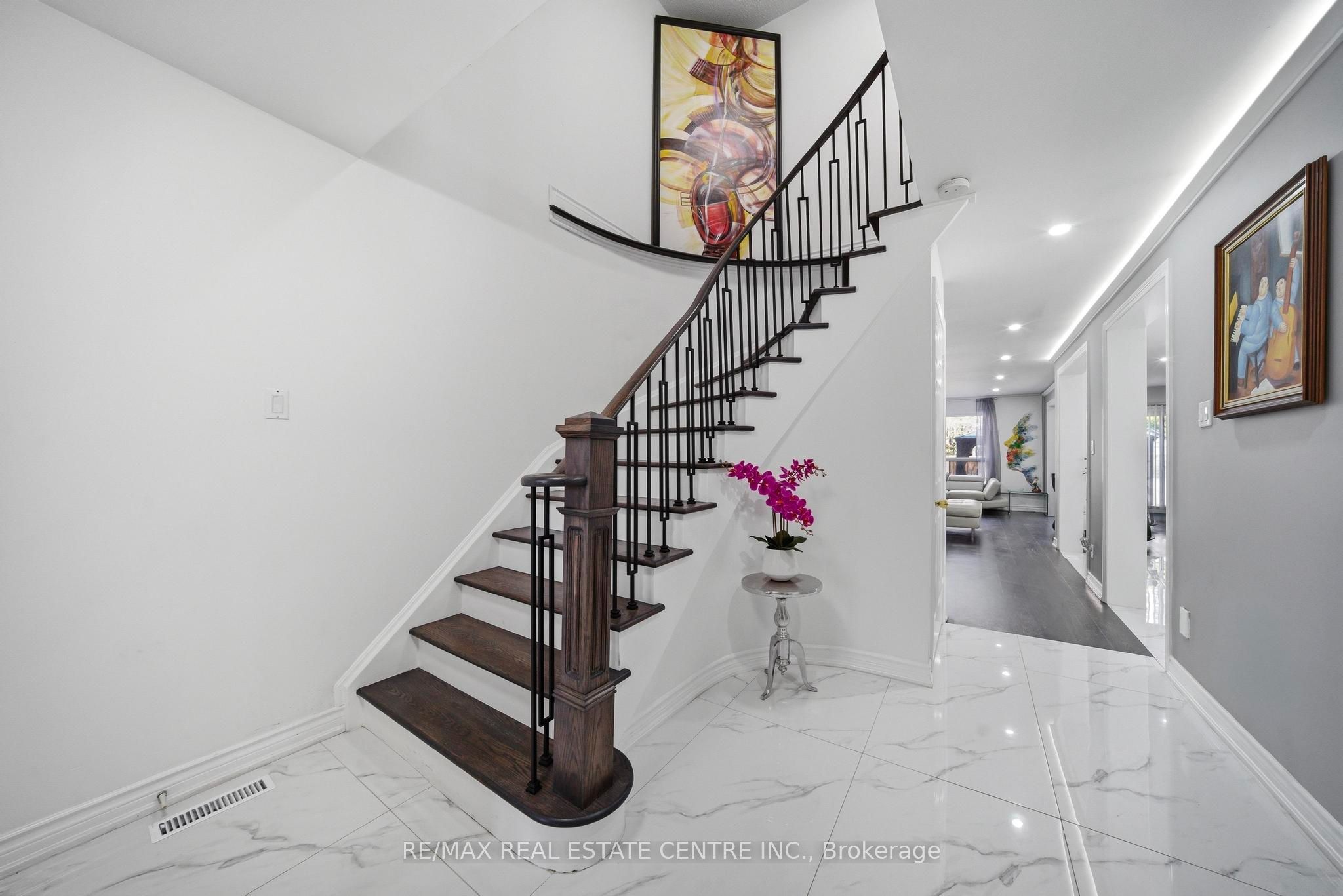 5235 Huntingfield Drive