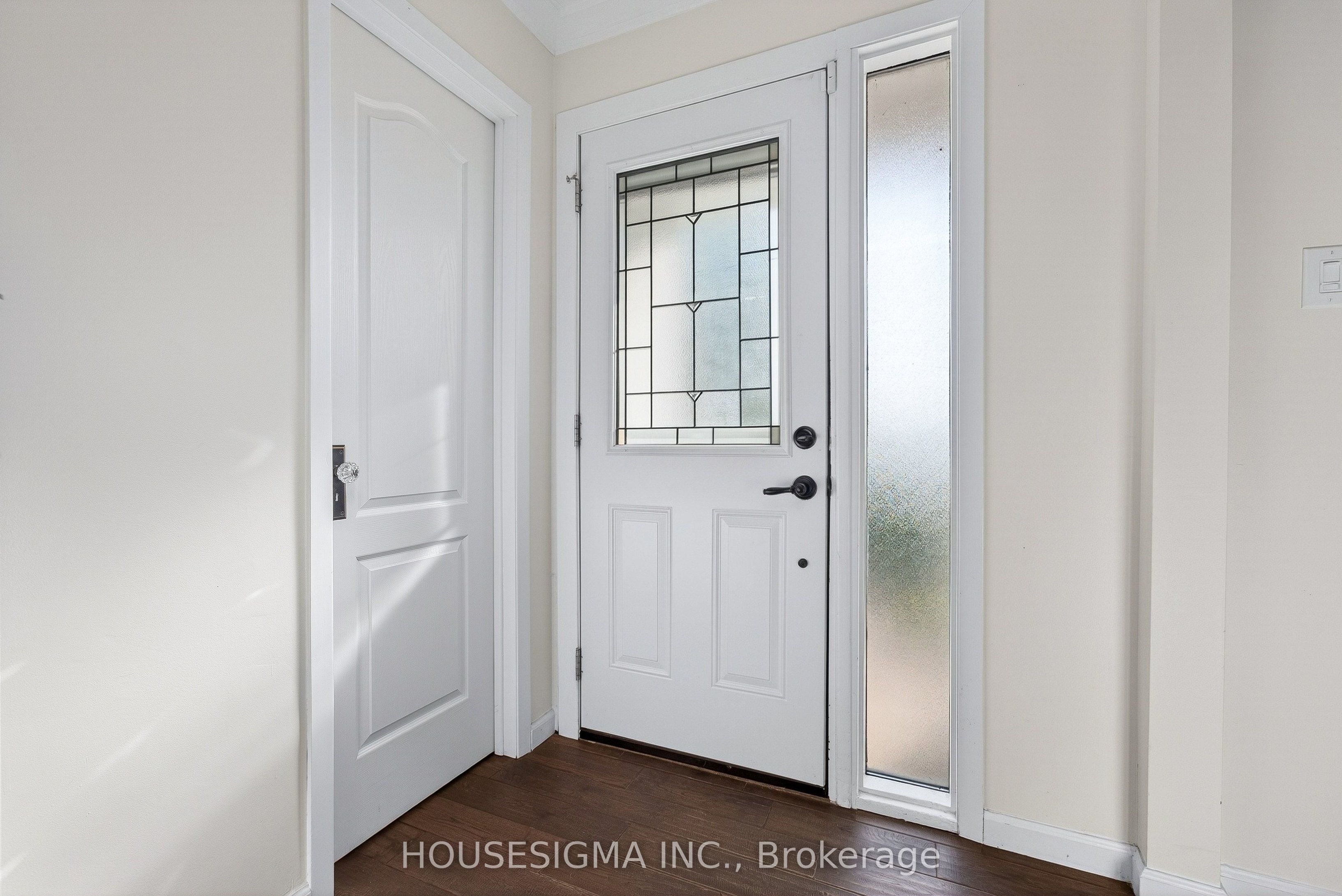 15 Centennial Park Road S 90