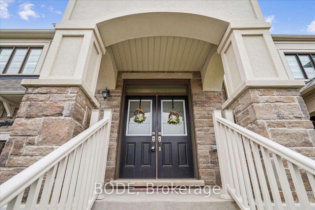 15 Huggins Drive