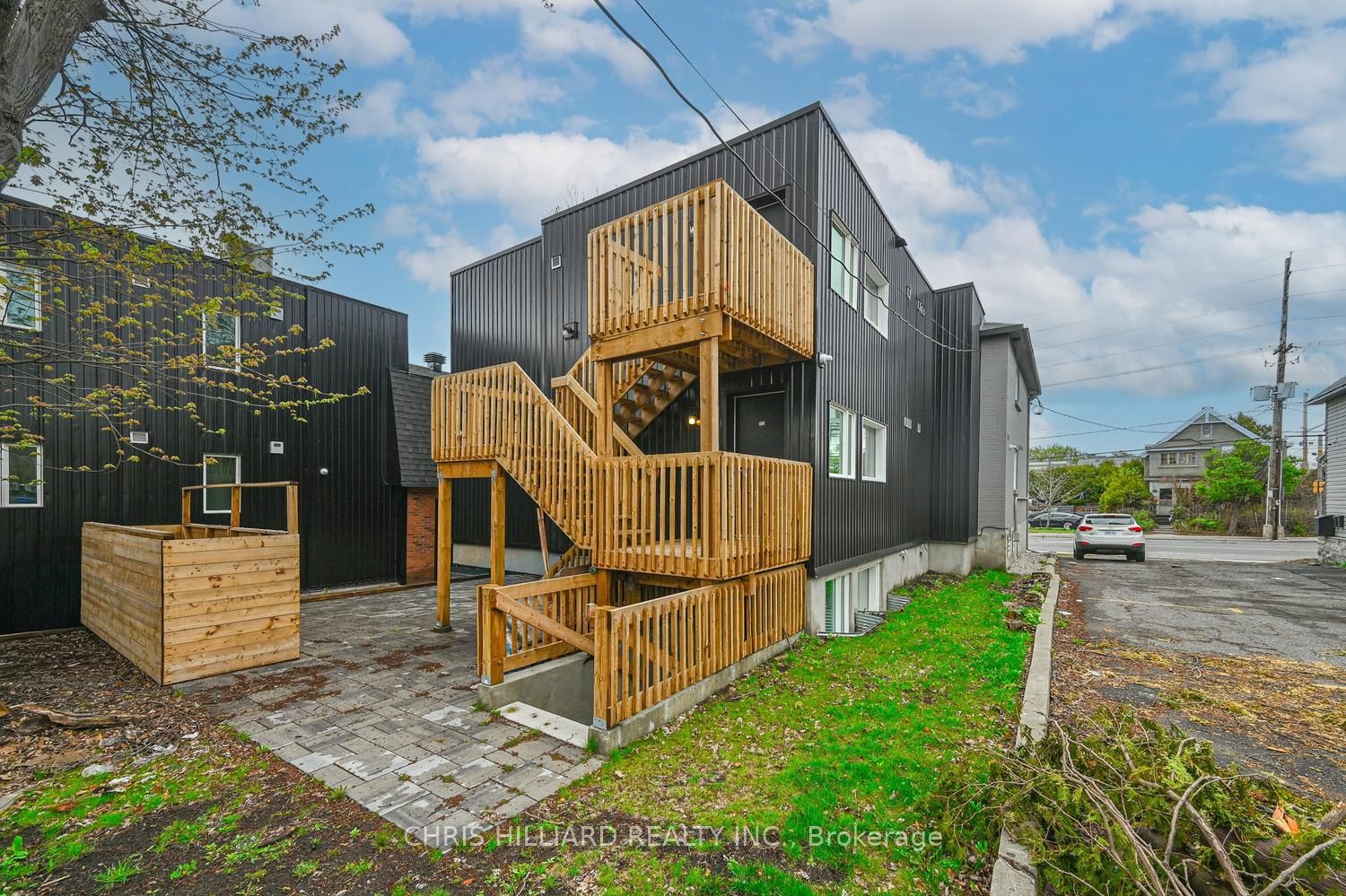 216 Mcarthur Avenue