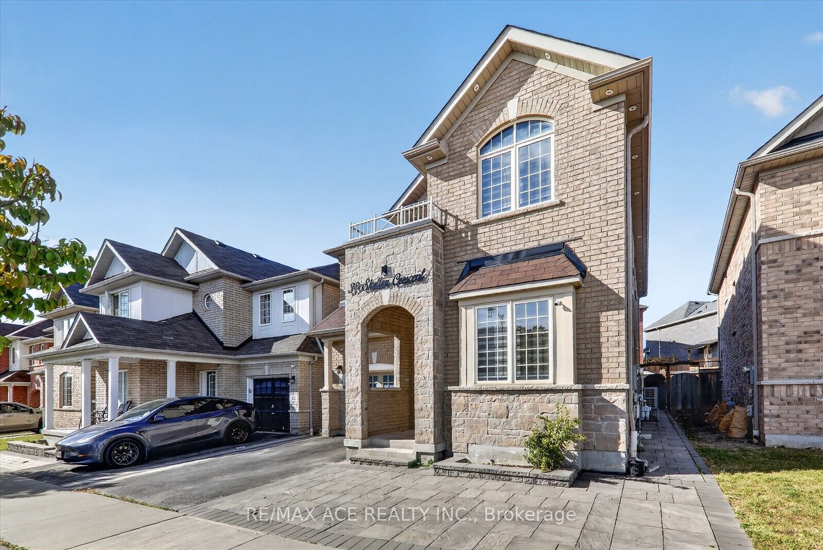 39 Skelton Crescent