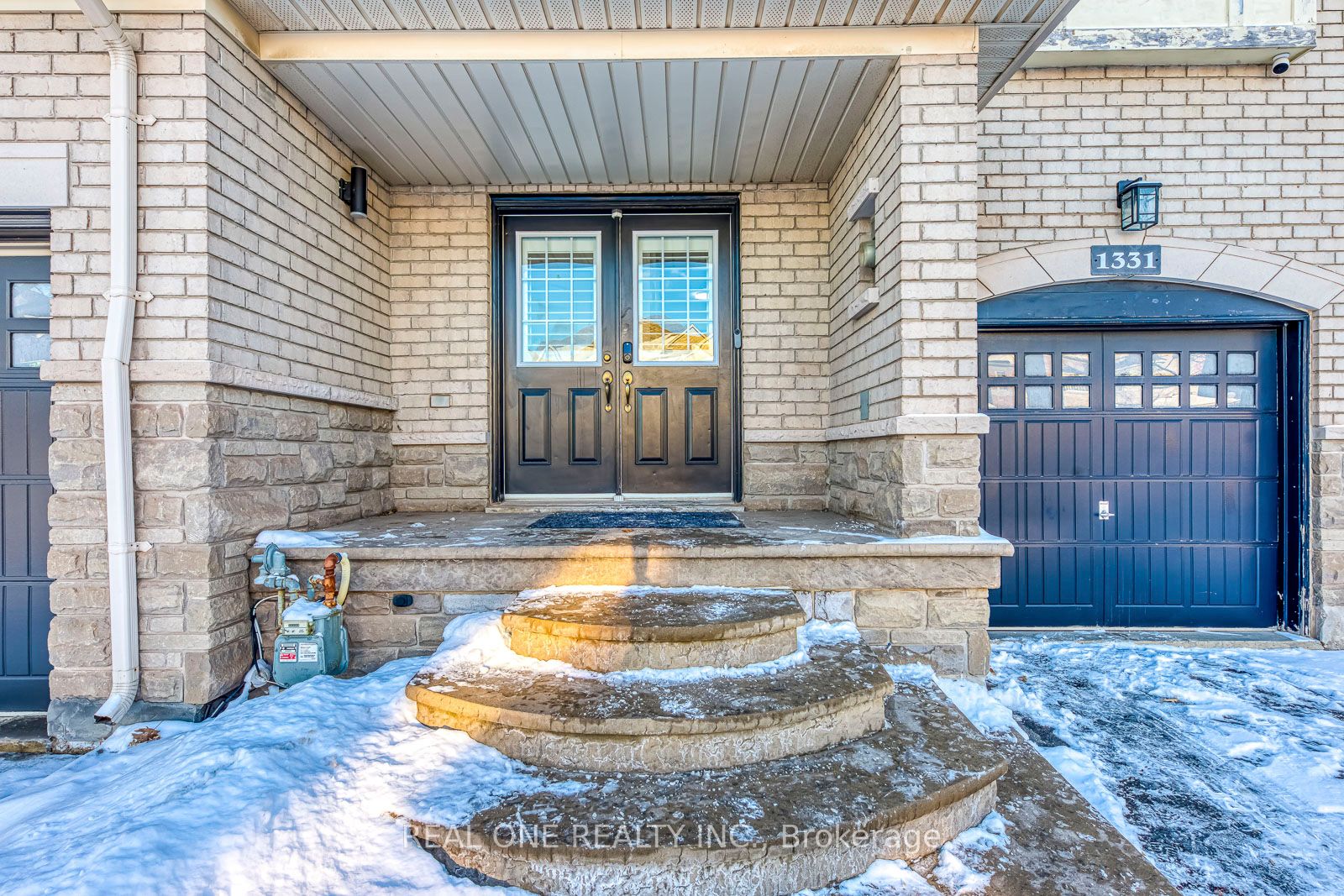 1331 Kestell Boulevard