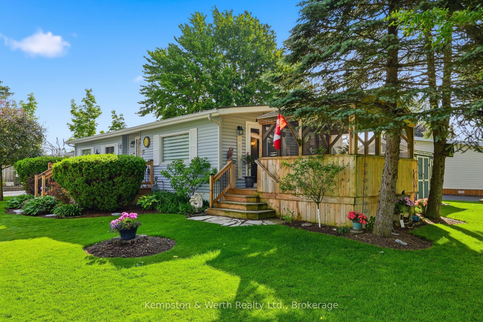 90 Fairview Crescent