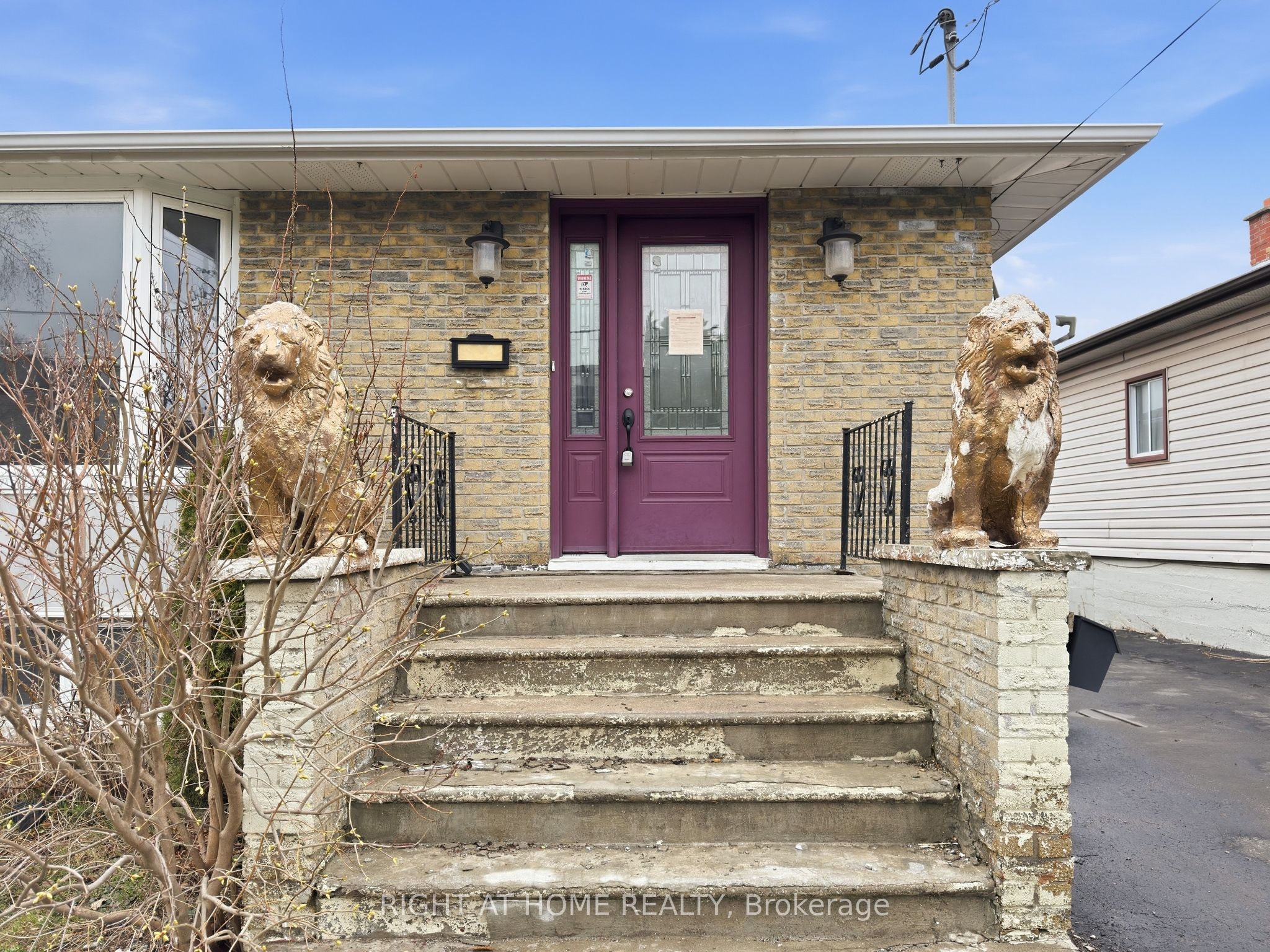 839 Glen Street