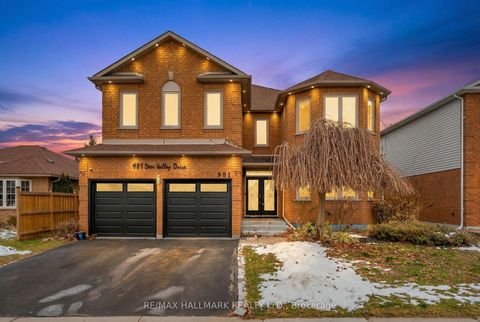 981 Deer Valley Drive Oshawa ON L1J 8N2