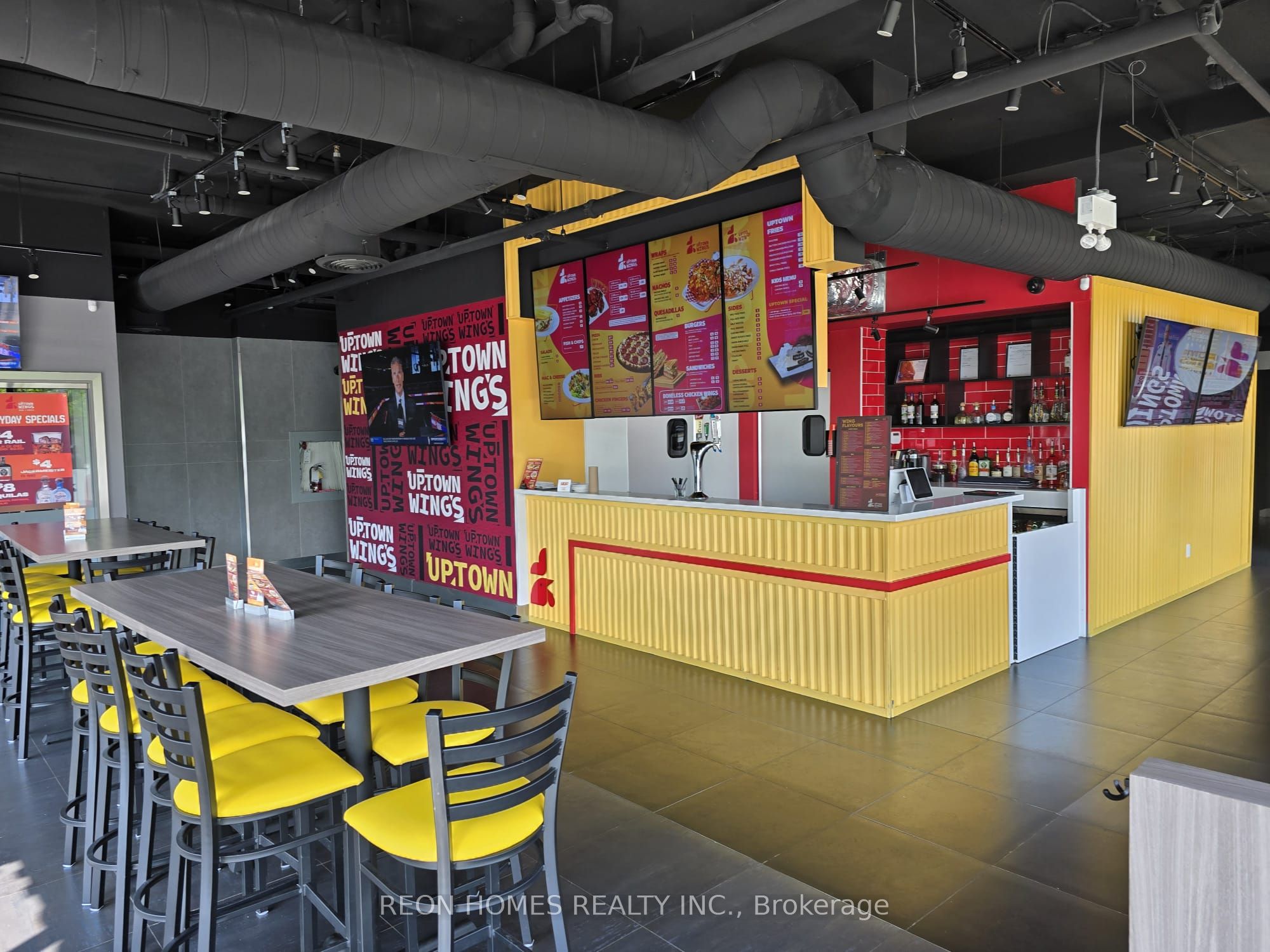 1800 Simcoe Street N #1