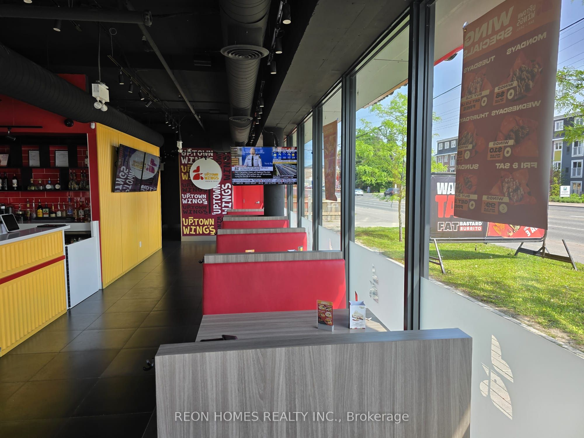 1800 Simcoe Street N #1