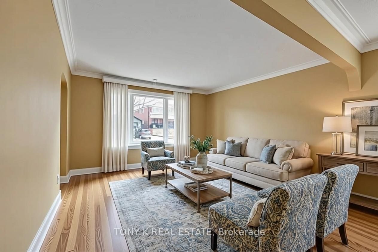 20 North Woodrow Boulevard