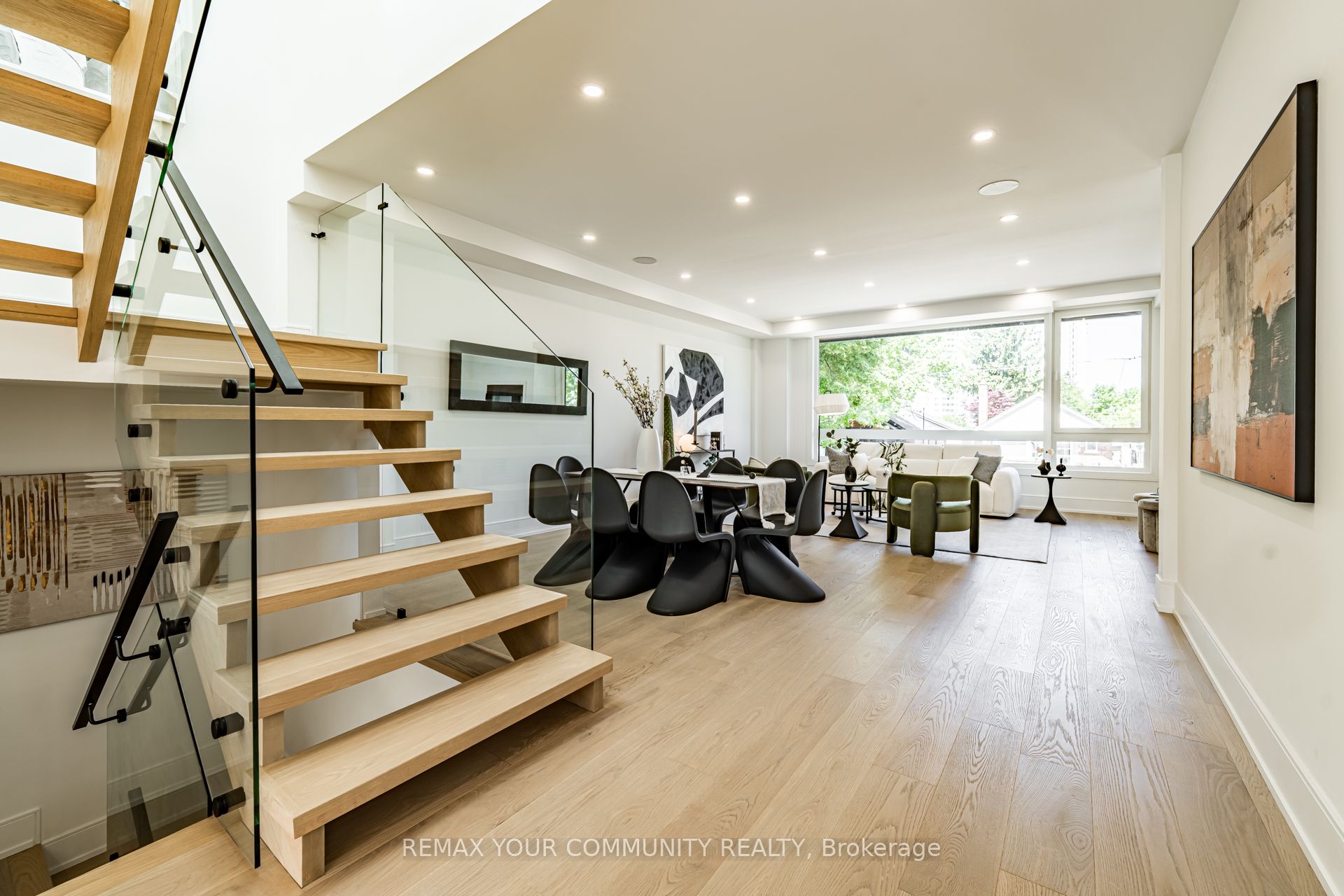 360 Woodmount Avenue