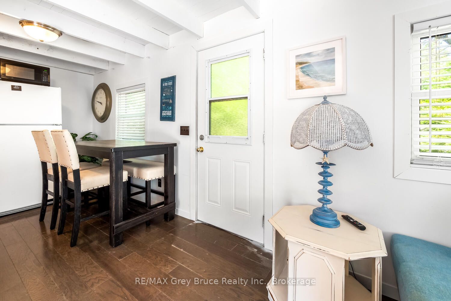 1106 King Edward Avenue