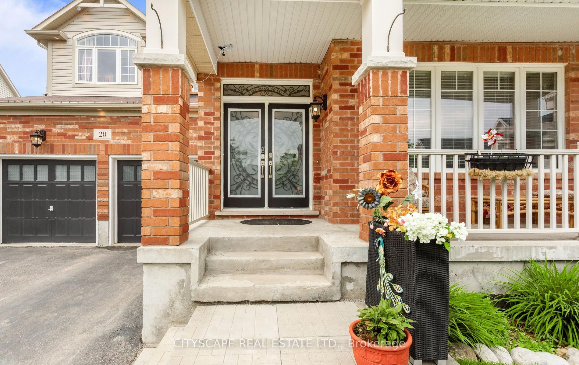 20 Lands Court