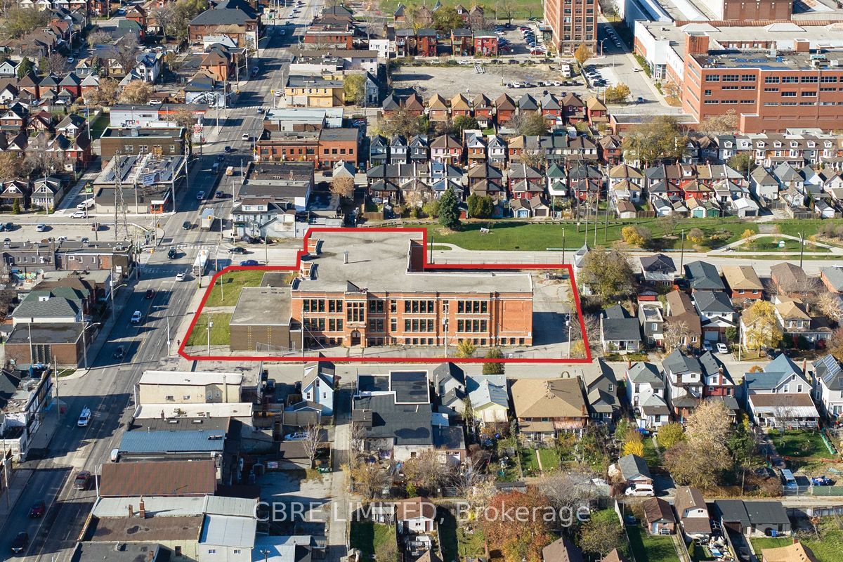 601* Barton Street E