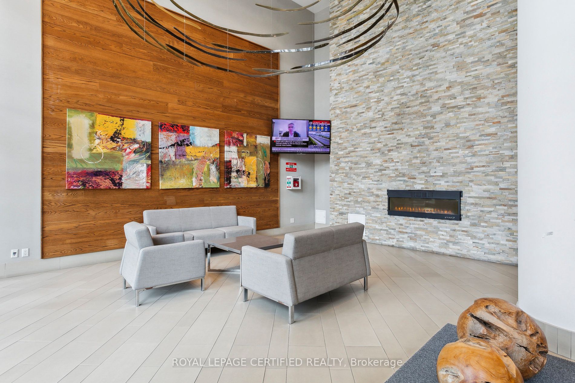 2240 Lakeshore Boulevard W 1208