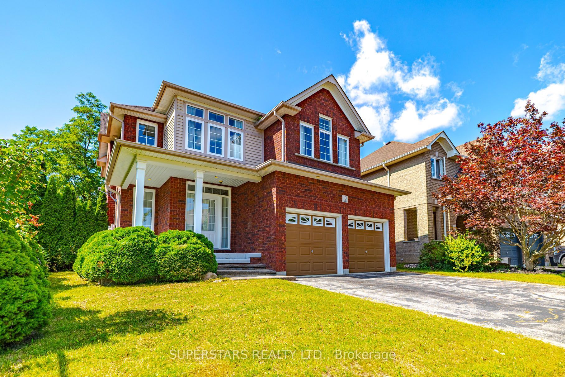 10 Thistledown Crescent