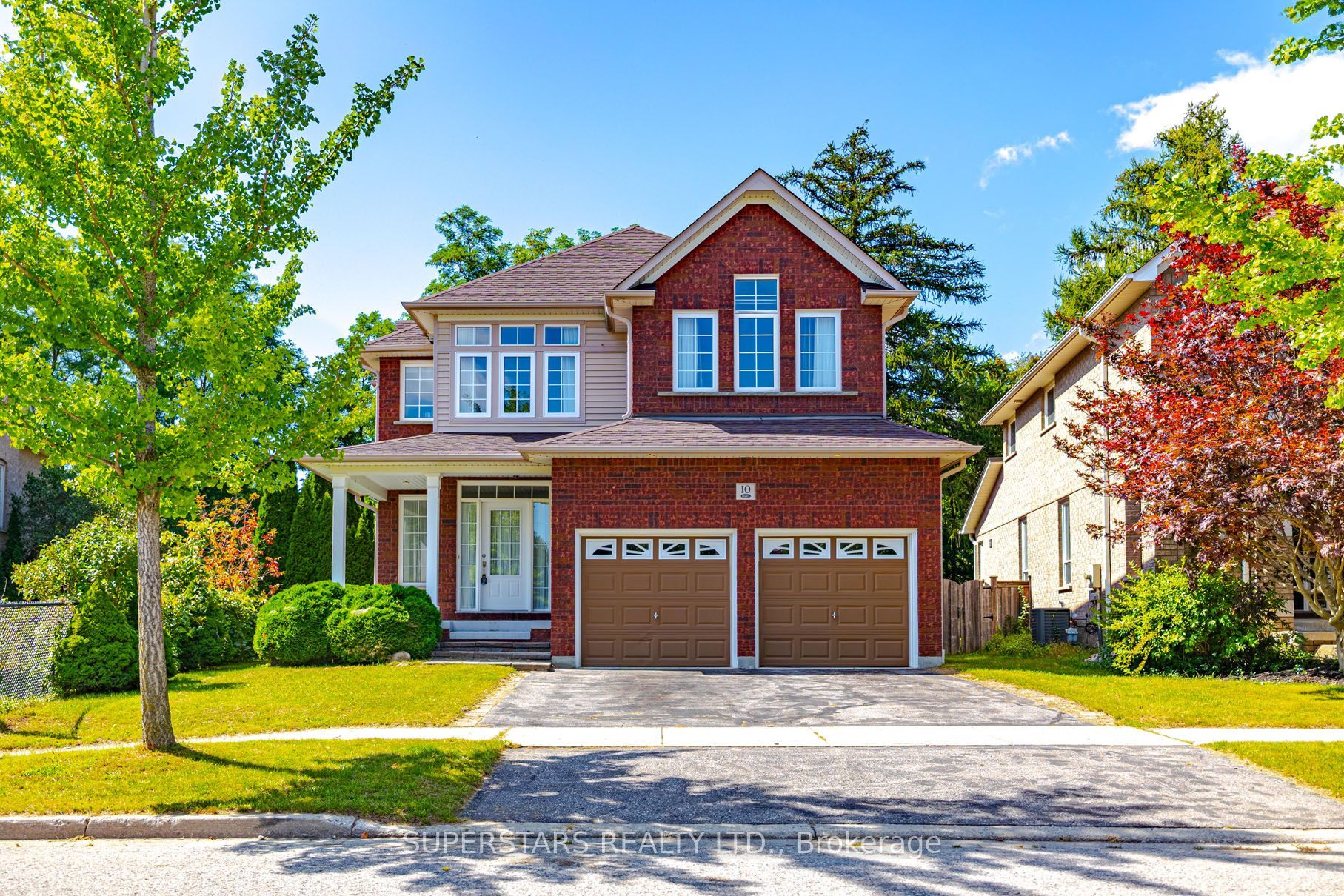 10 Thistledown Crescent