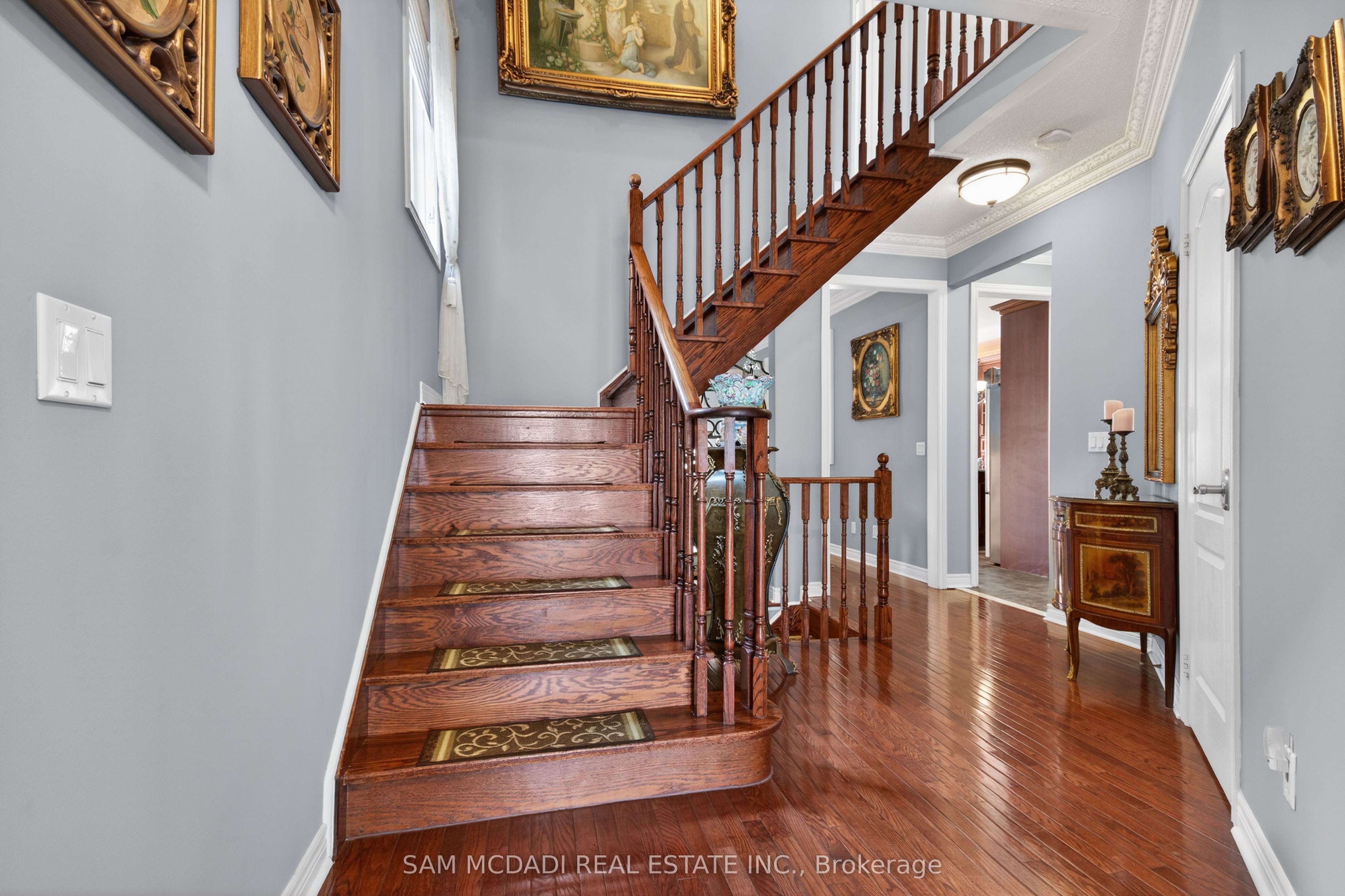 5224 Churchill Meadows Boulevard