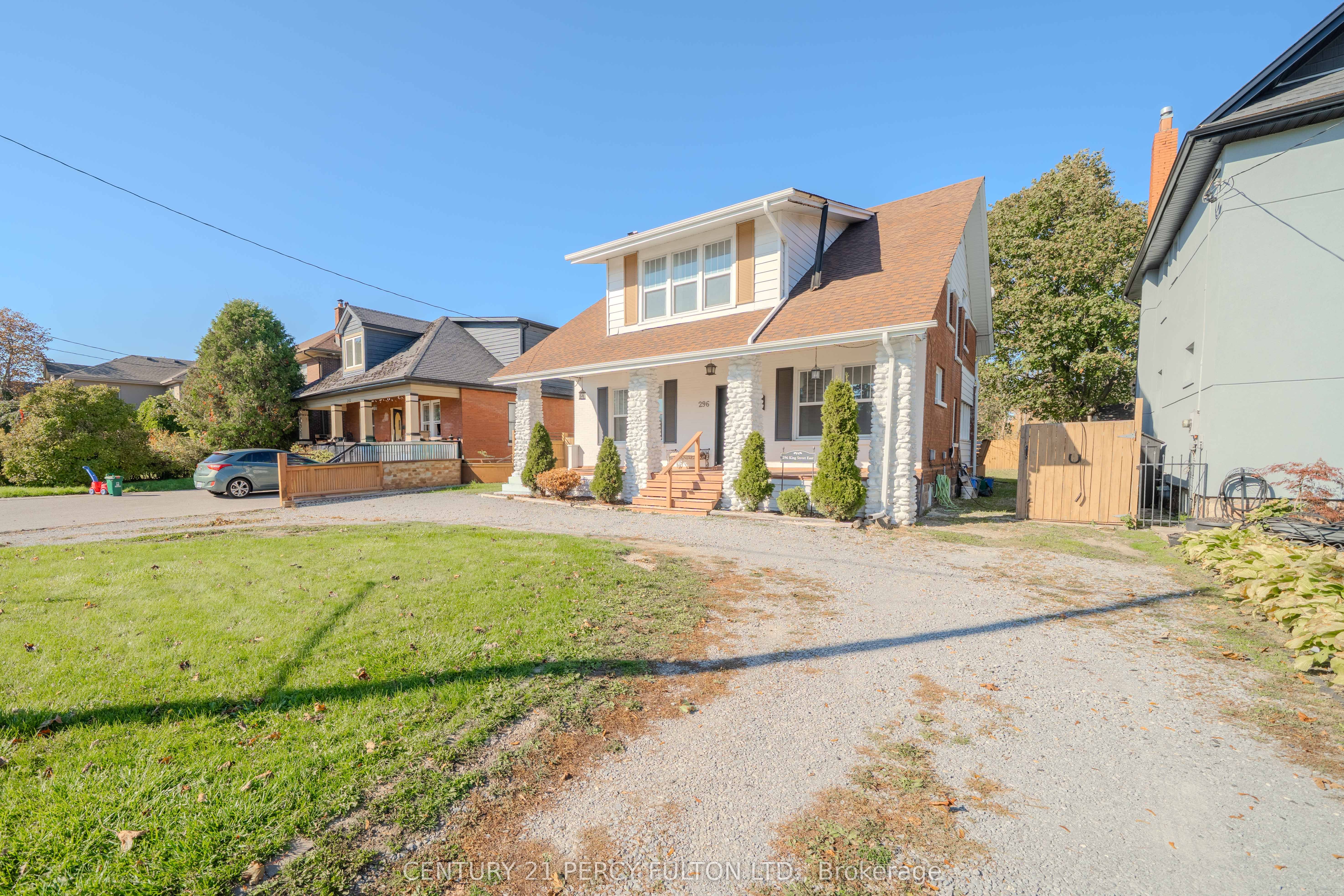 296 King Street E