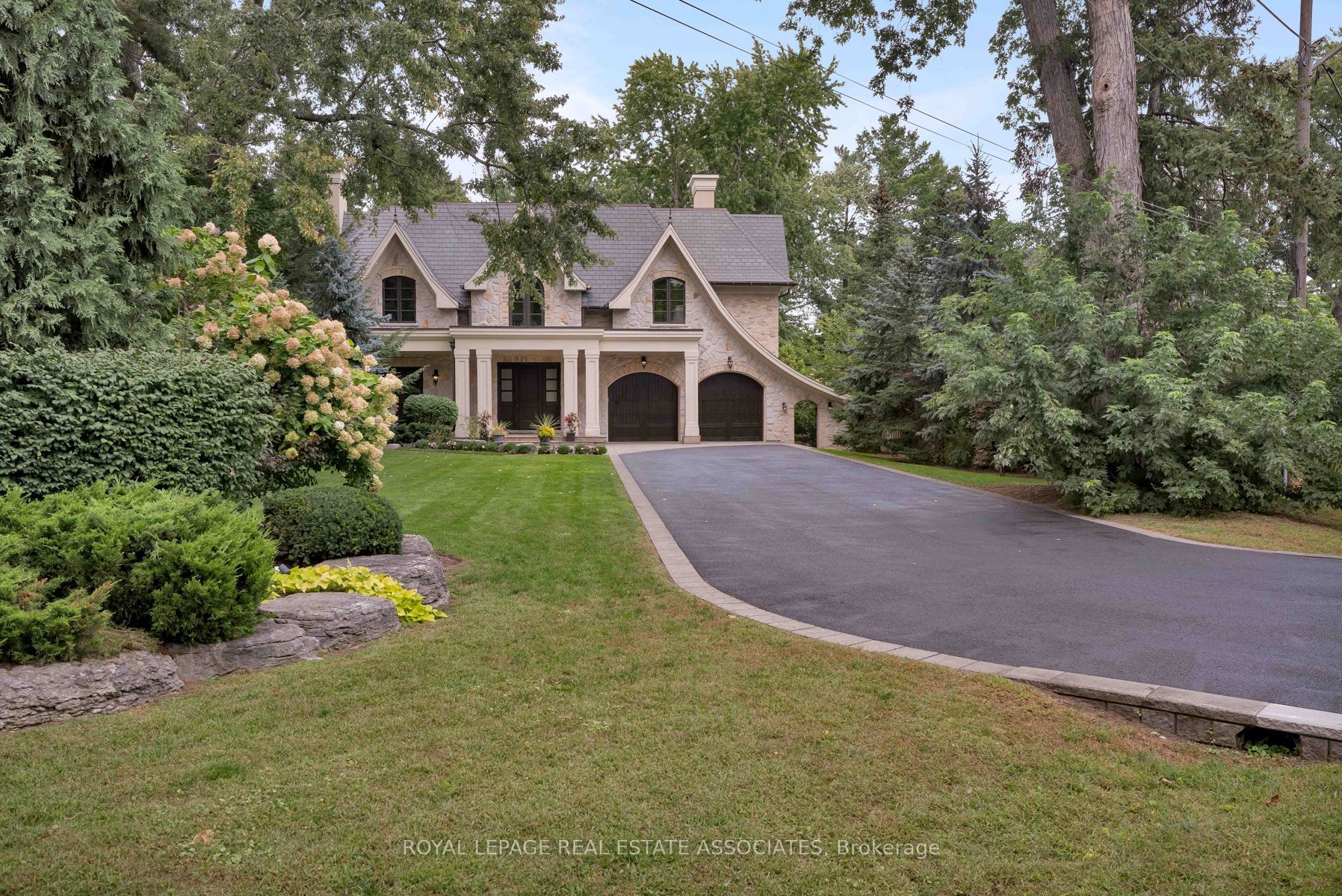 1469 Crescent Road