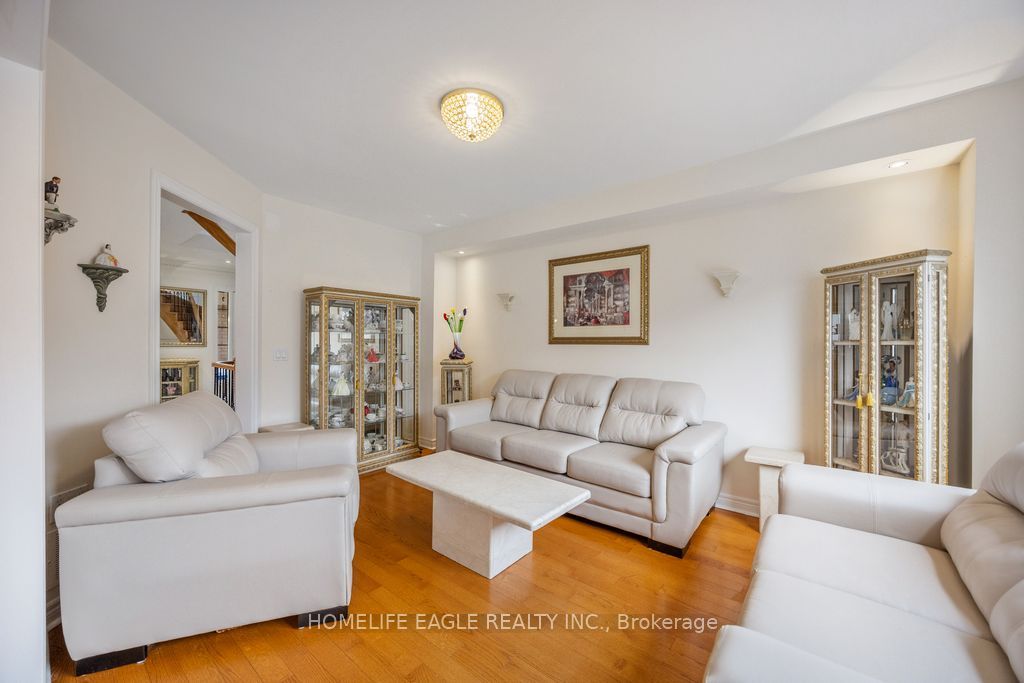 7 Headwater Road