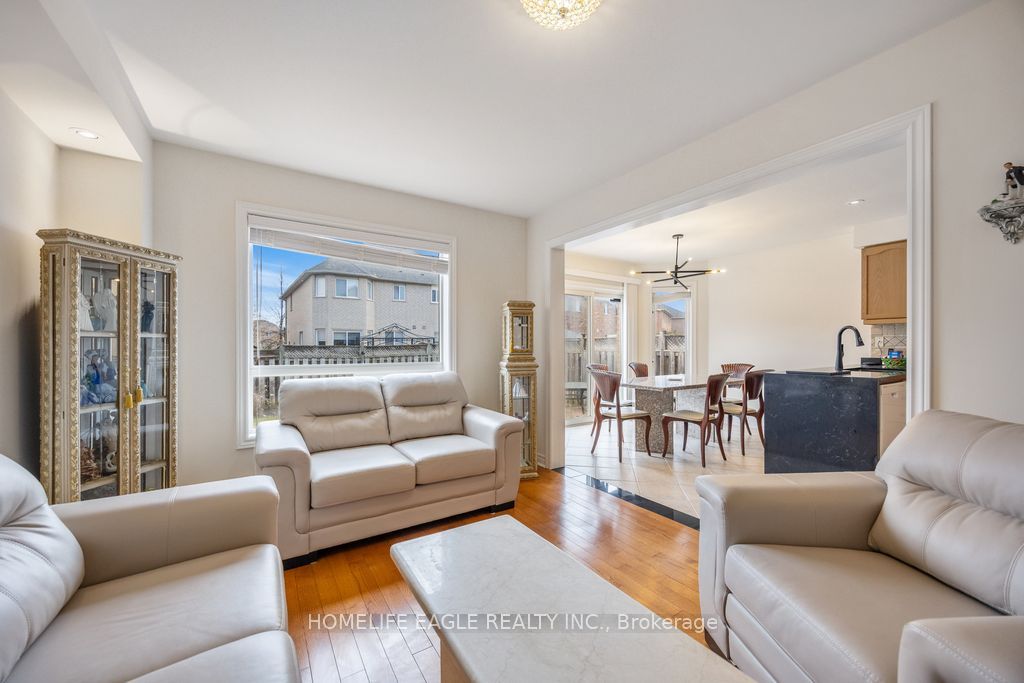 7 Headwater Road