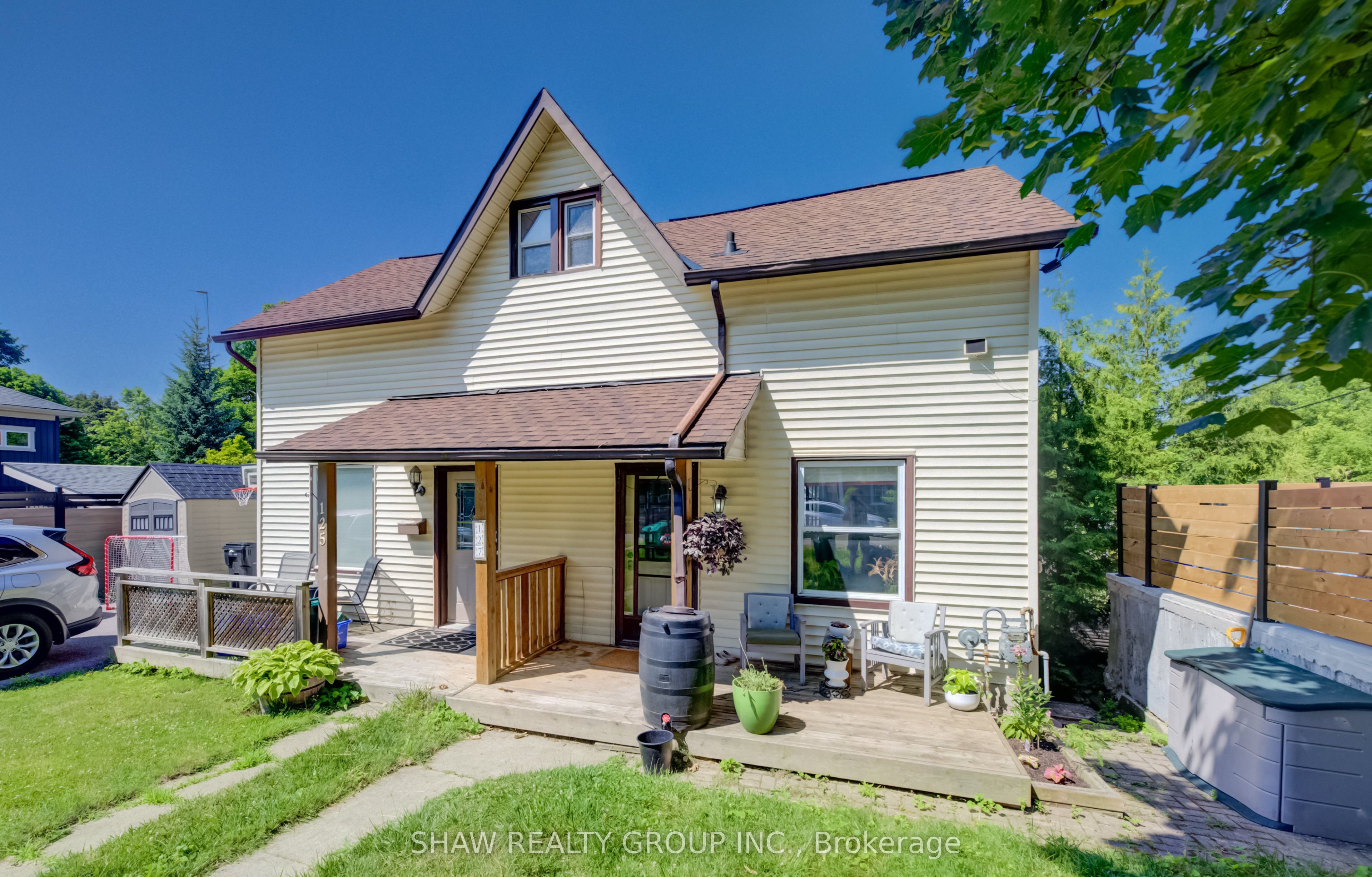 127 Henderson Street
