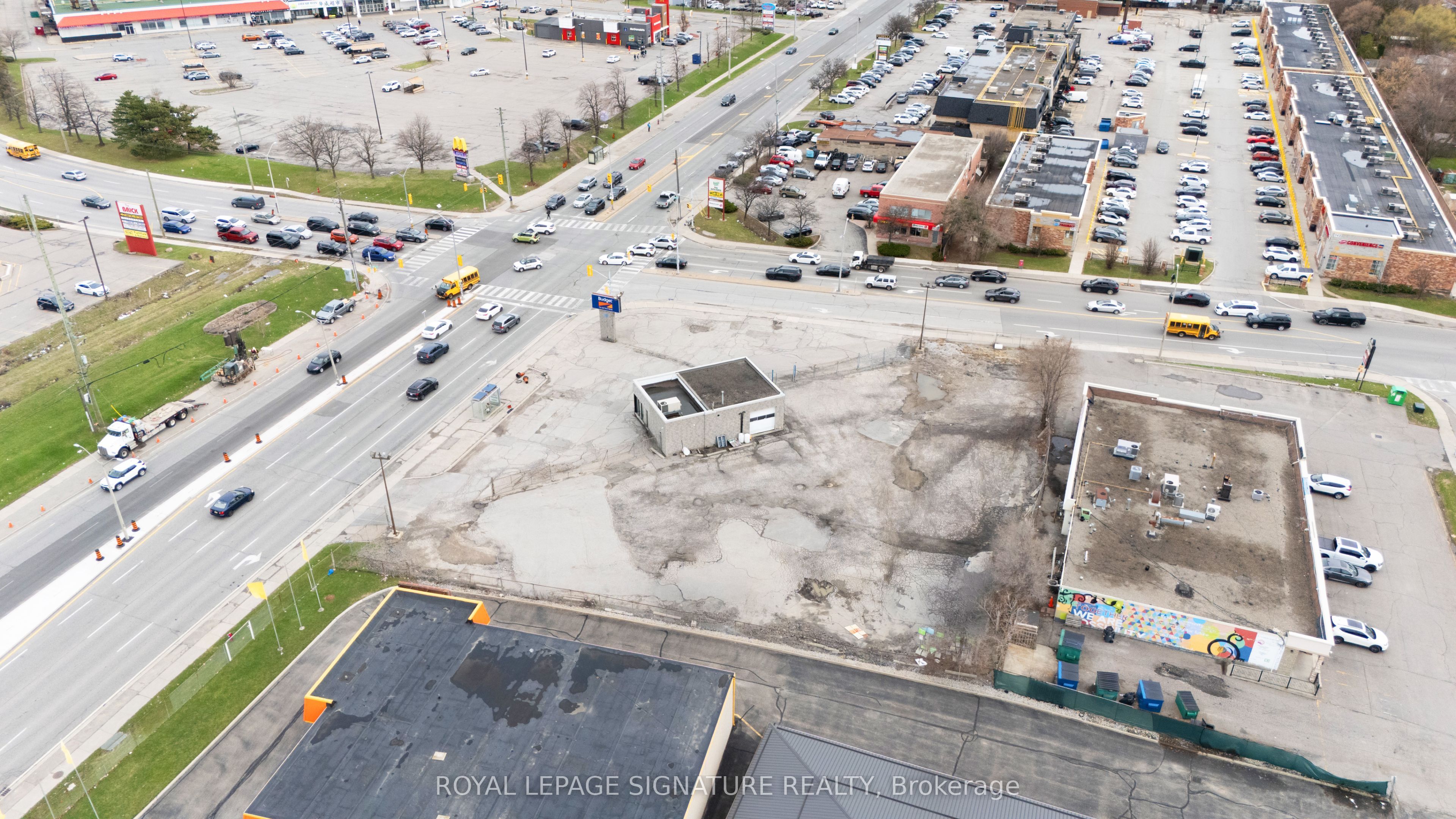 73 Kennedy Road S