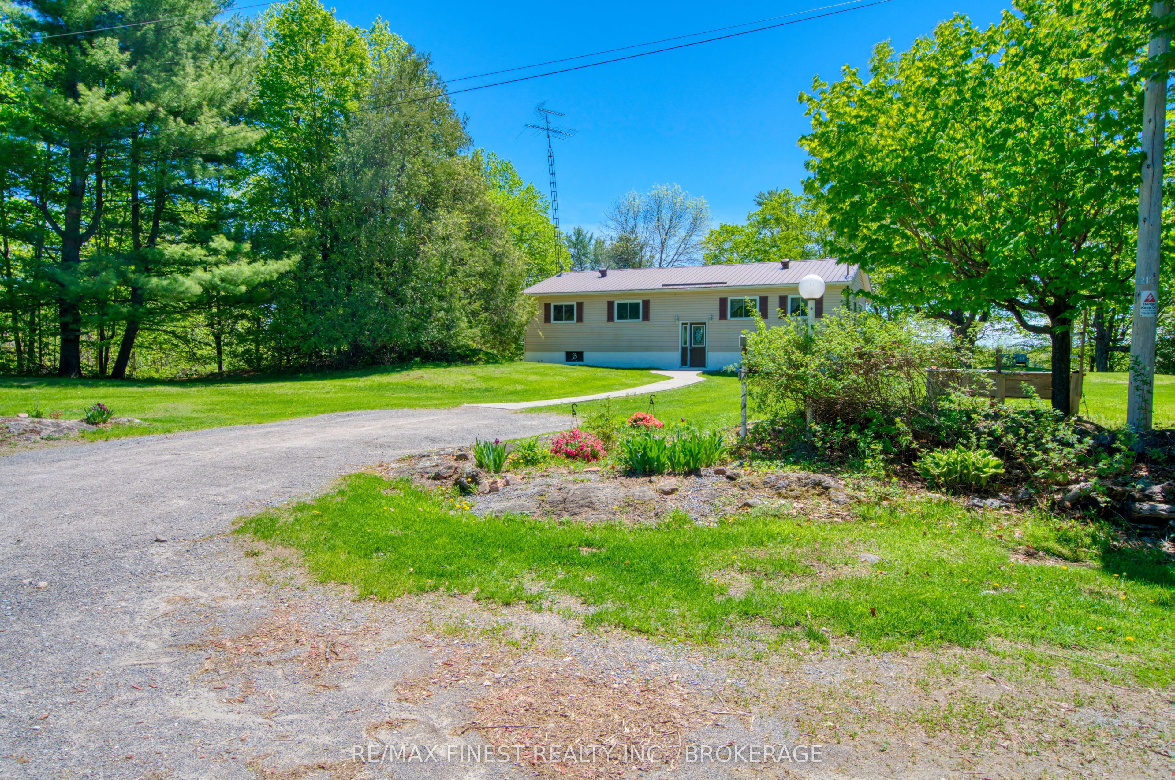 1182 Clement Road