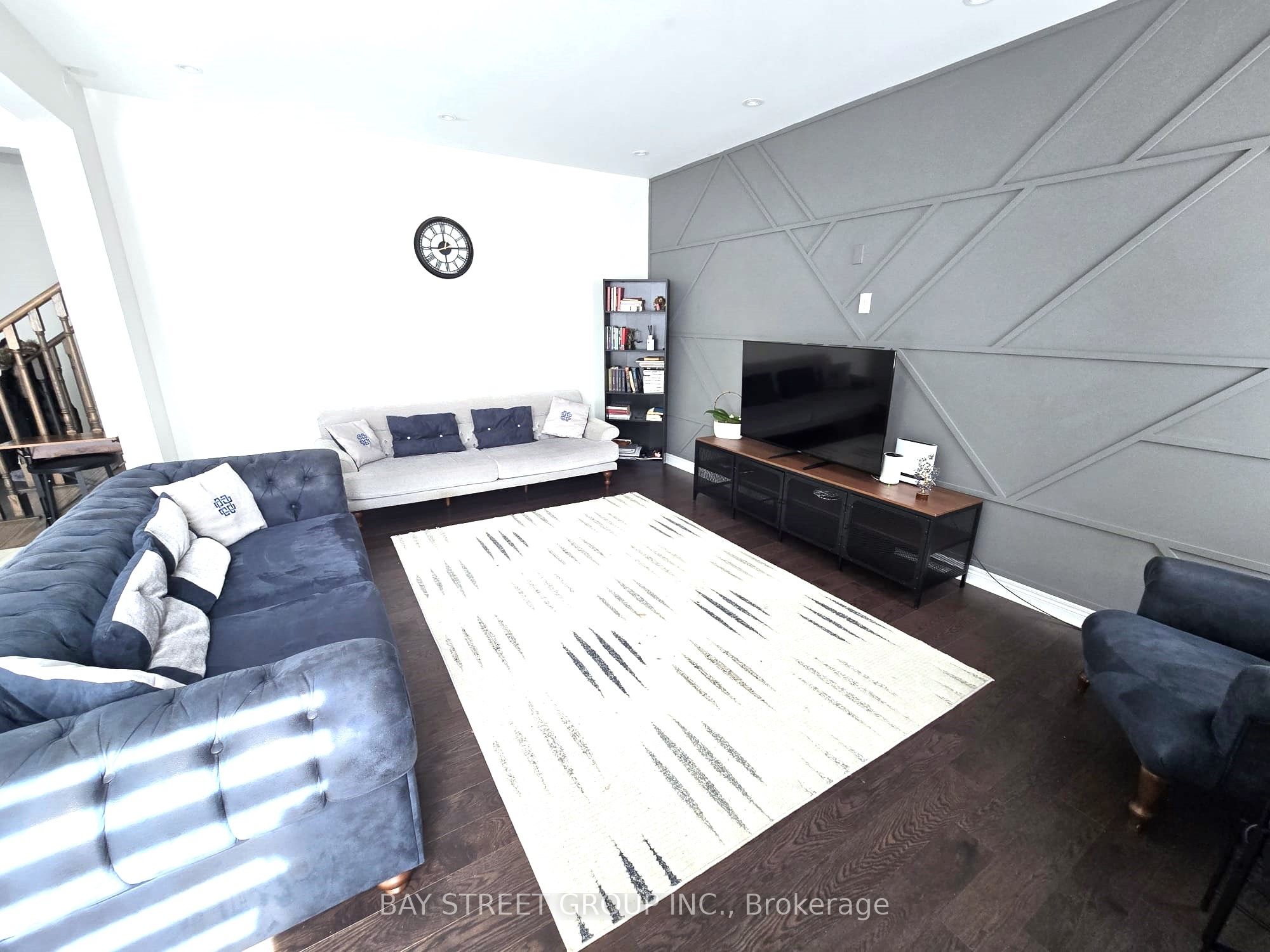 404 Baker Hill Boulevard