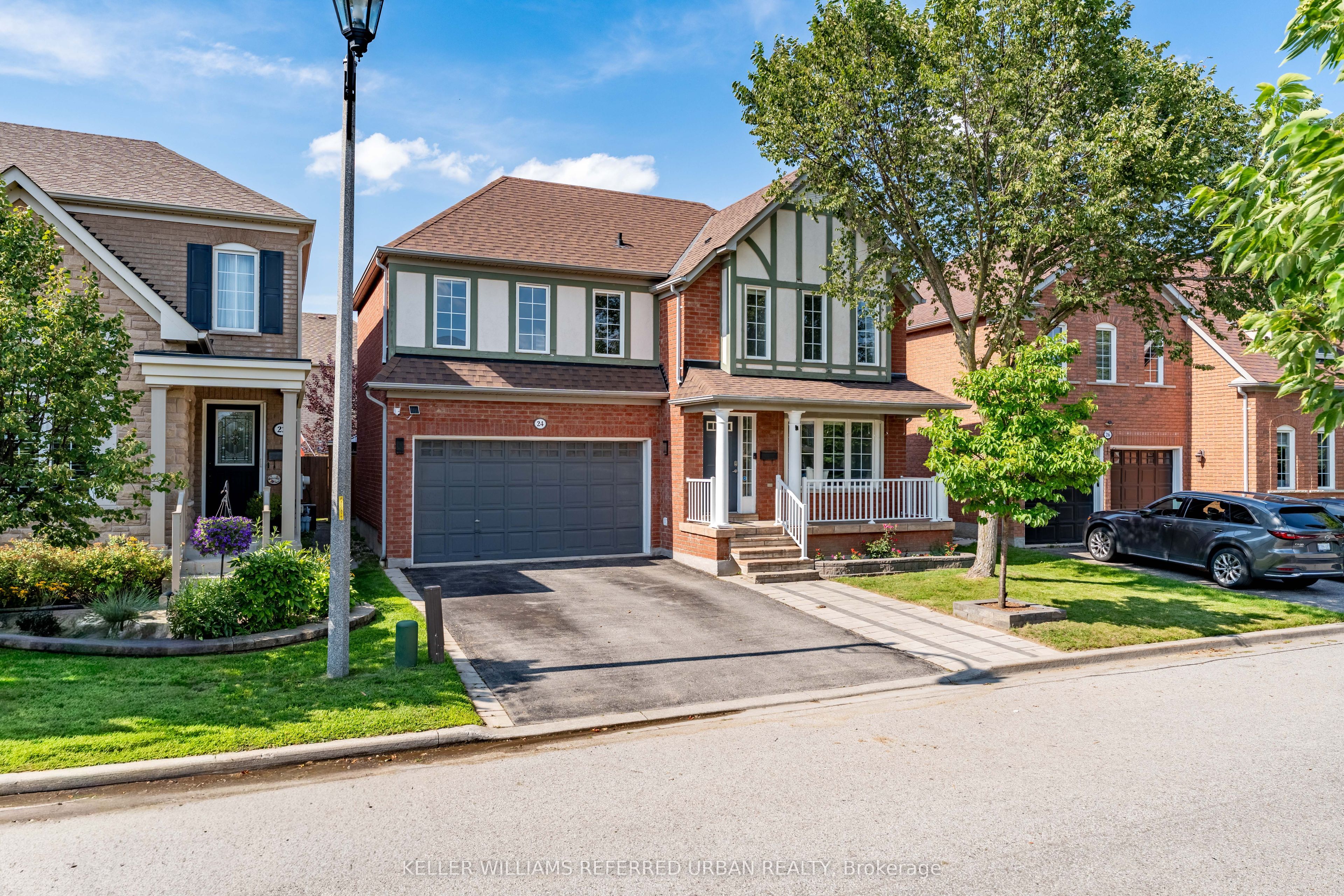 24 Bradbury Crescent