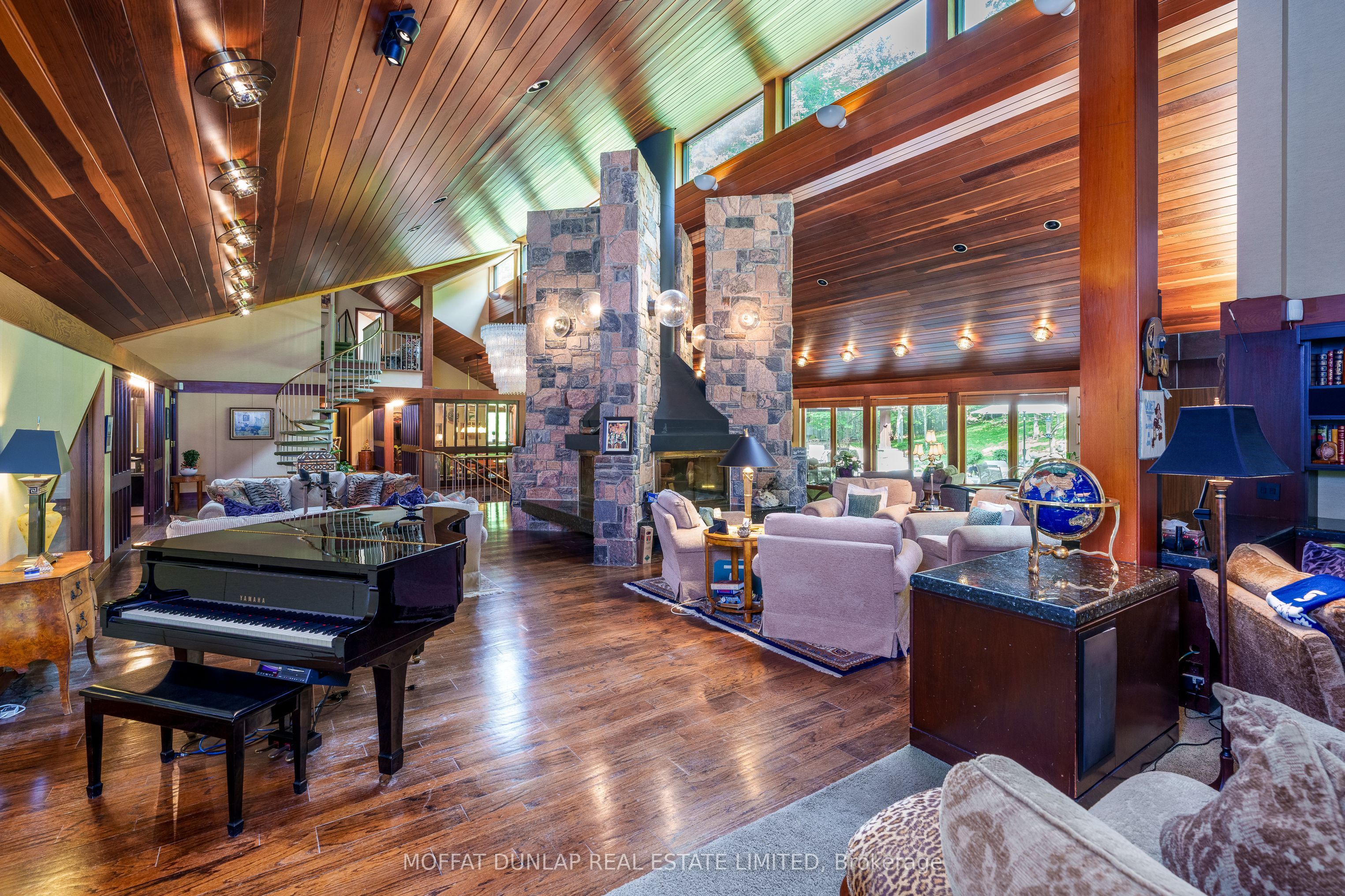 20 Woodsend Crescent