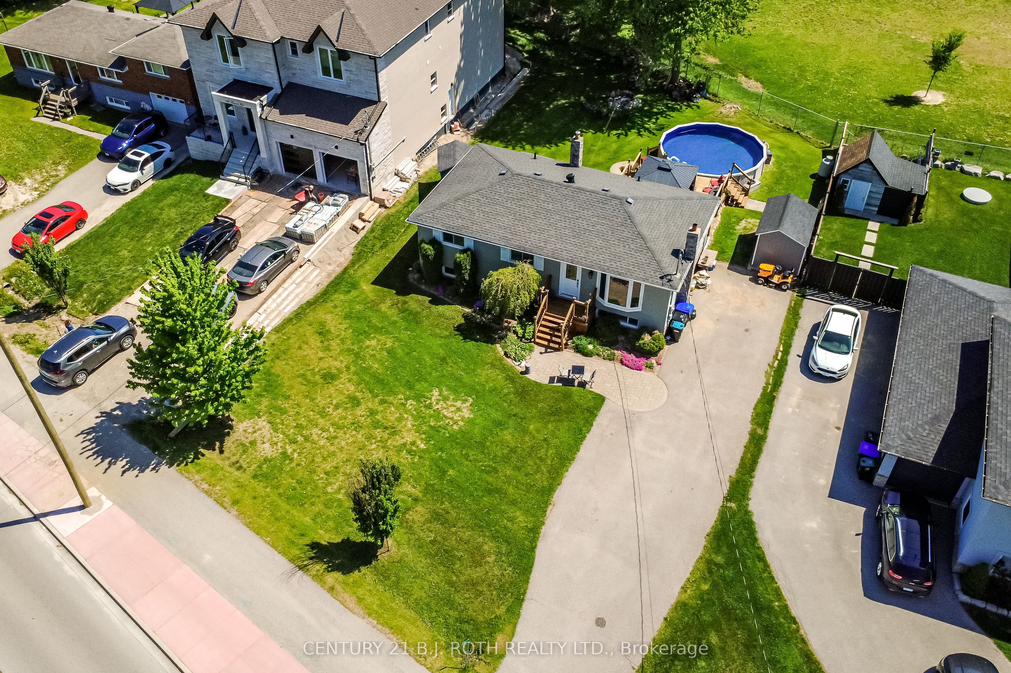 671 Simcoe Road