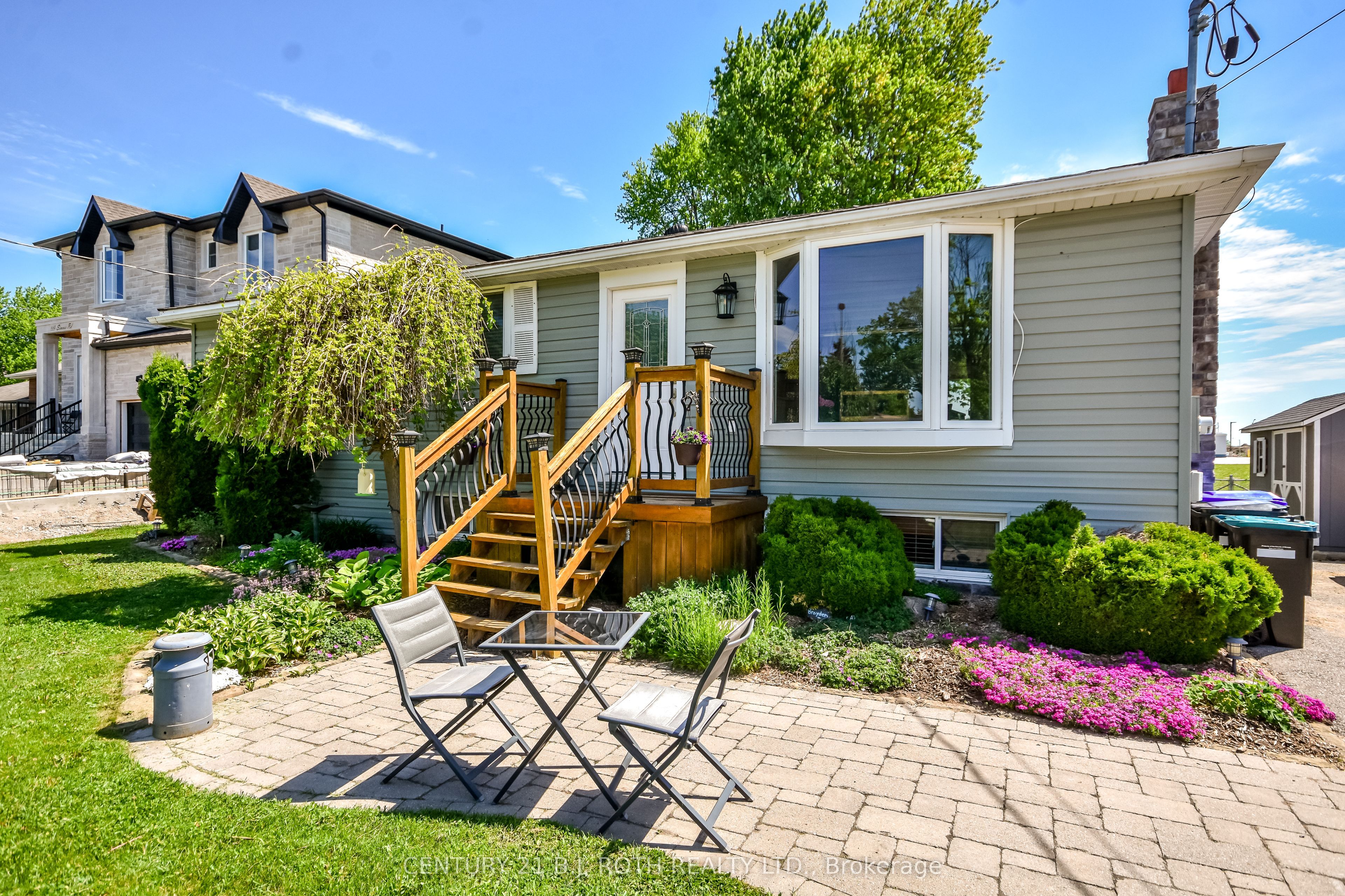 671 Simcoe Road