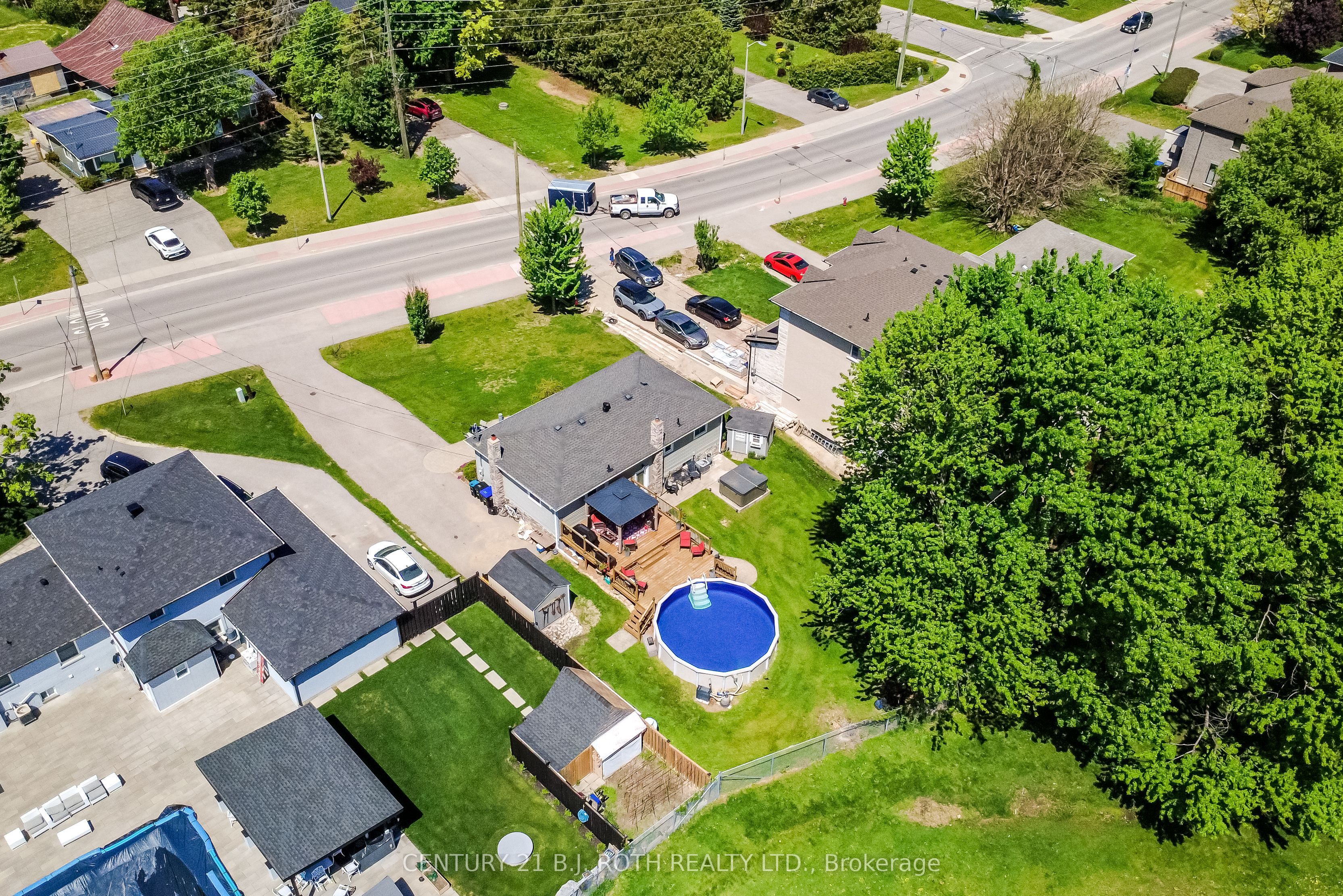 671 Simcoe Road