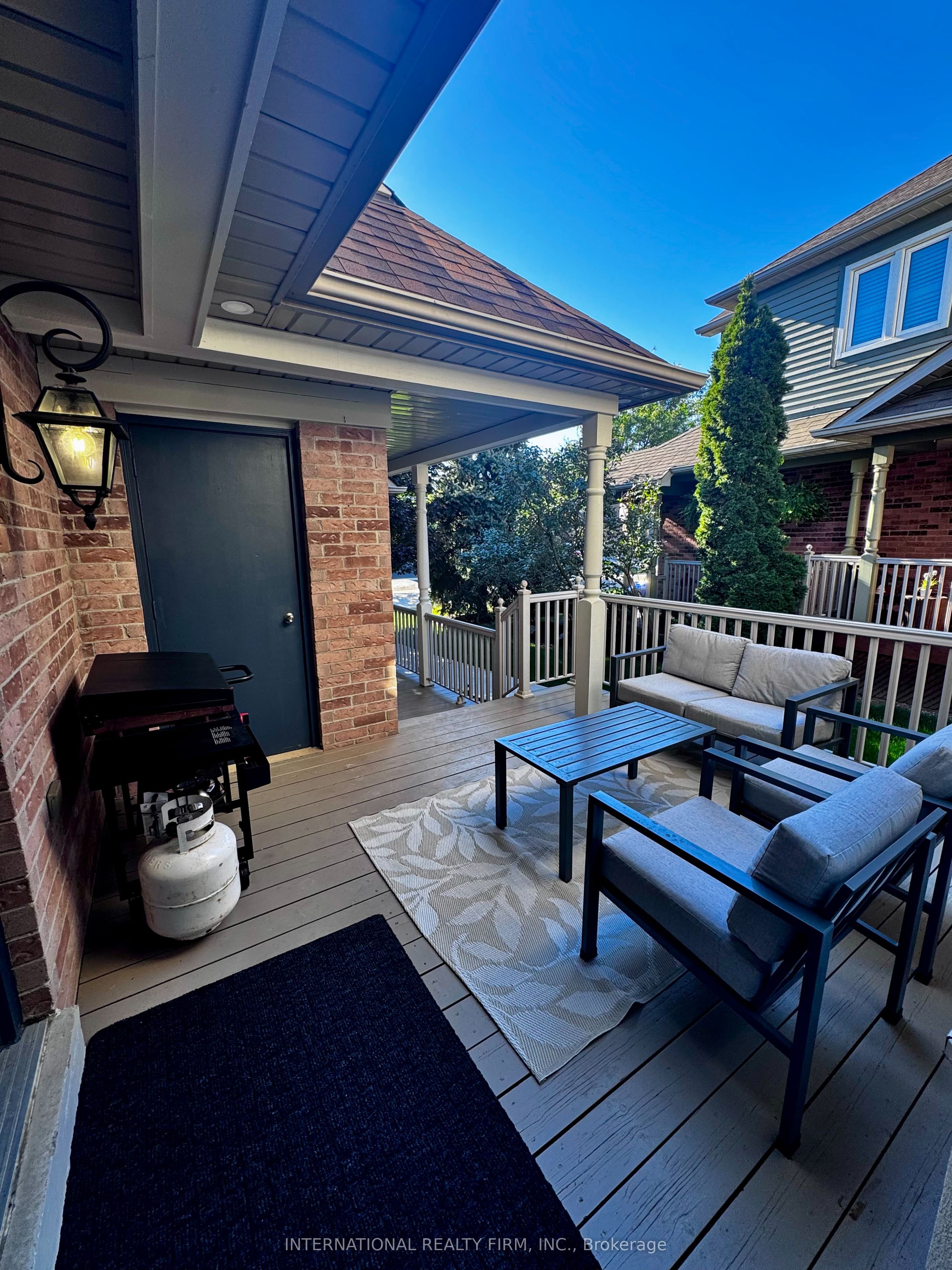 2745 Galleon Crescent
