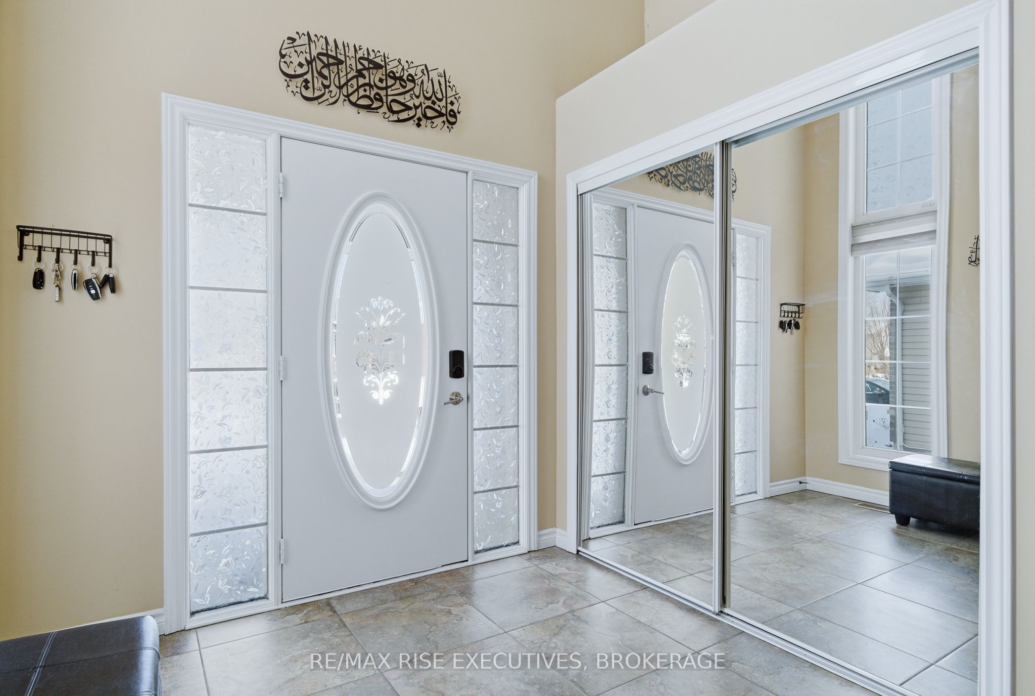 402 Cavendish Crescent