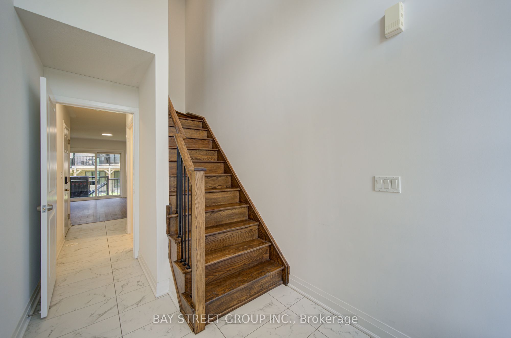 36 Elkington Crescent