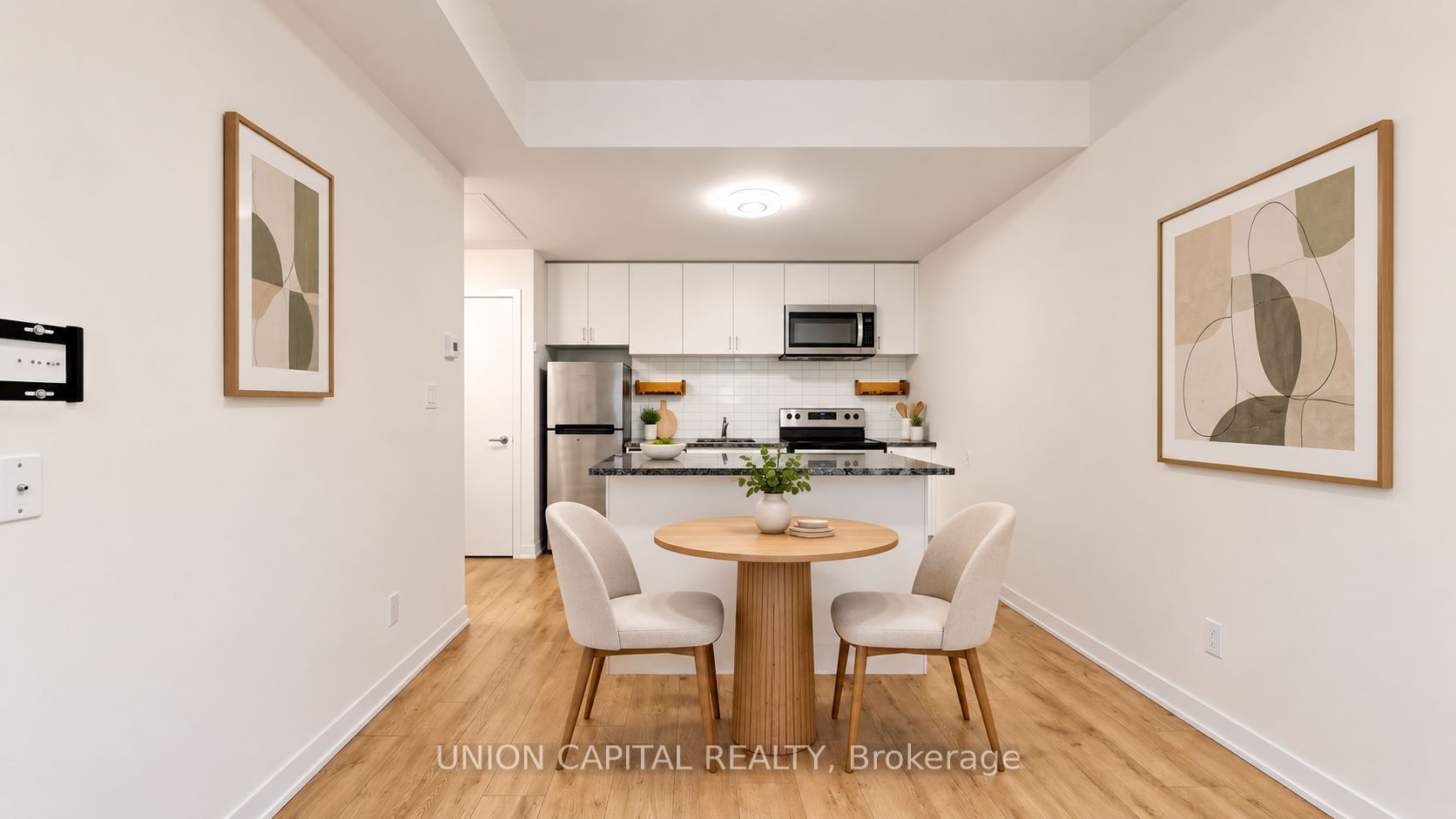 1740 Simcoe Street N 42