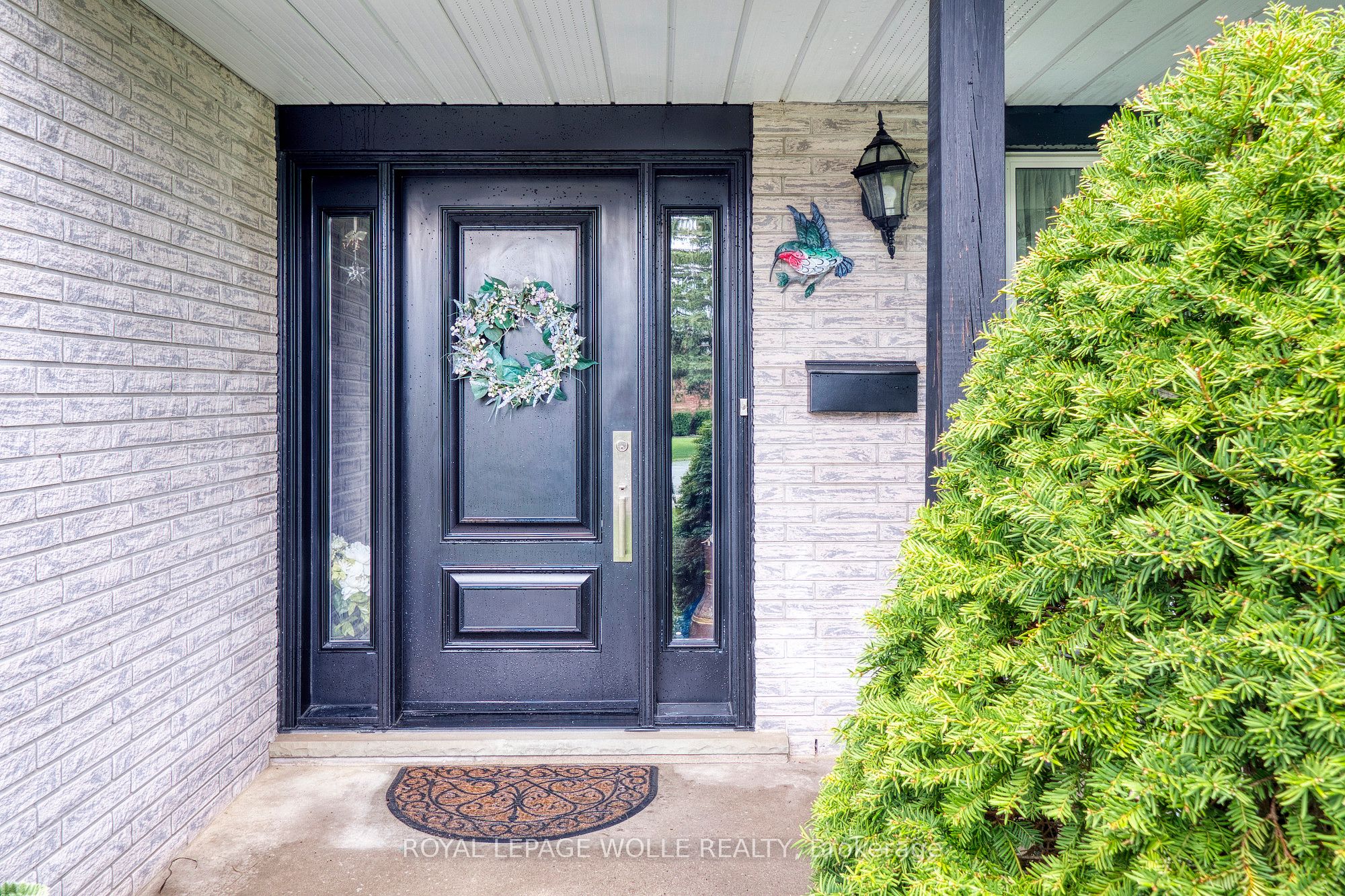108 Queensway Drive
