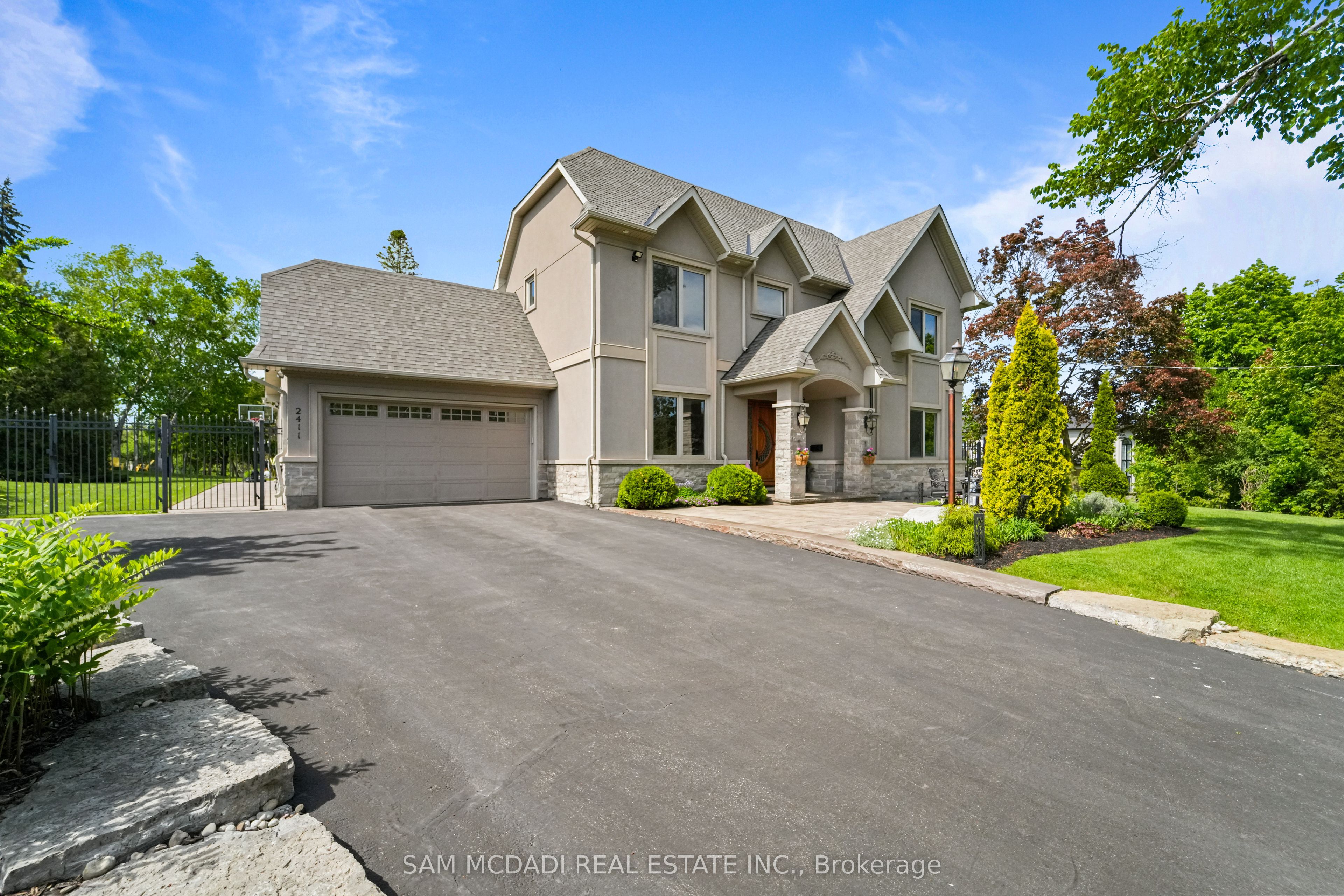 2411 Thorn Lodge Drive
