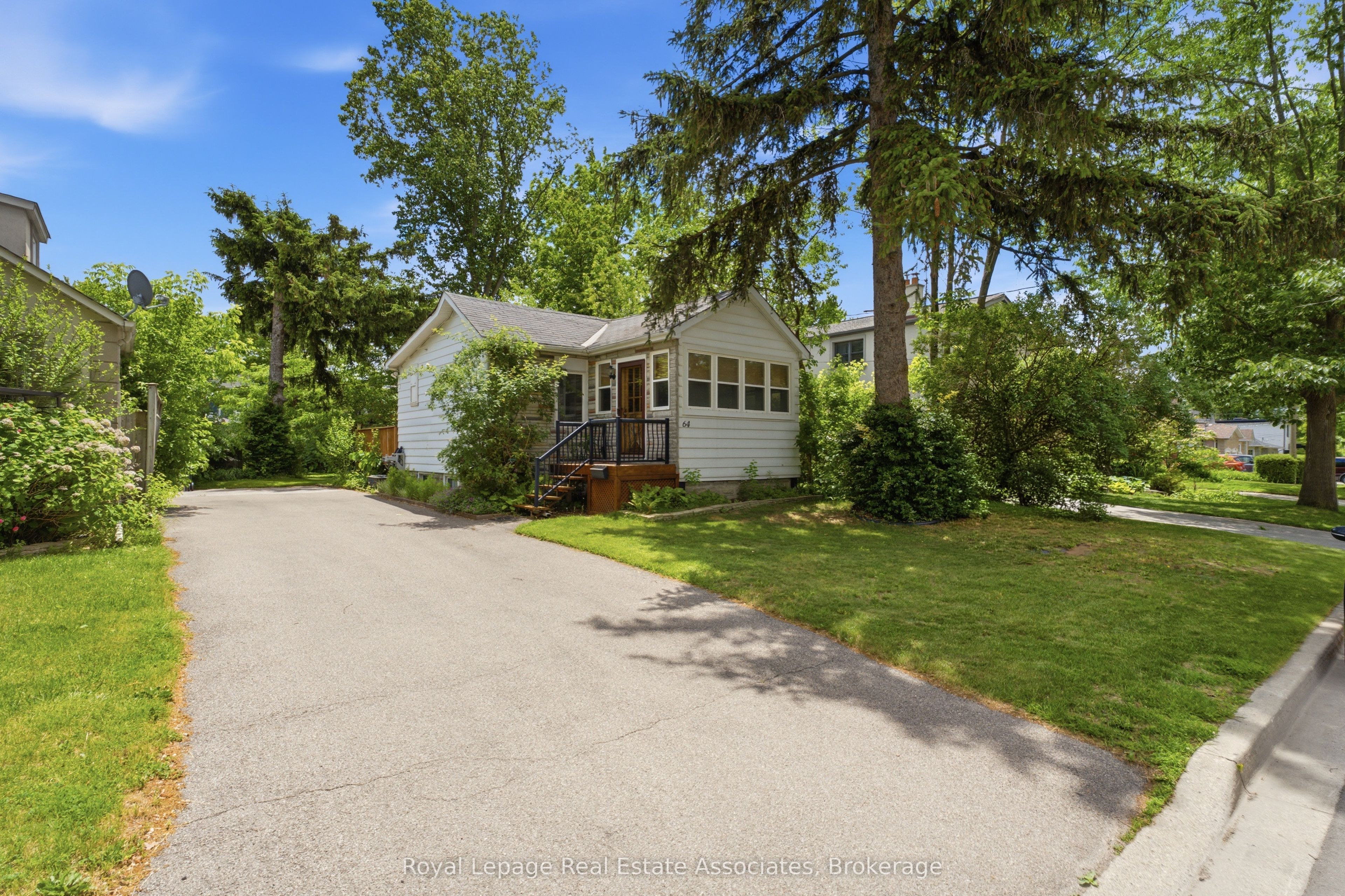 64 Eaglewood Boulevard