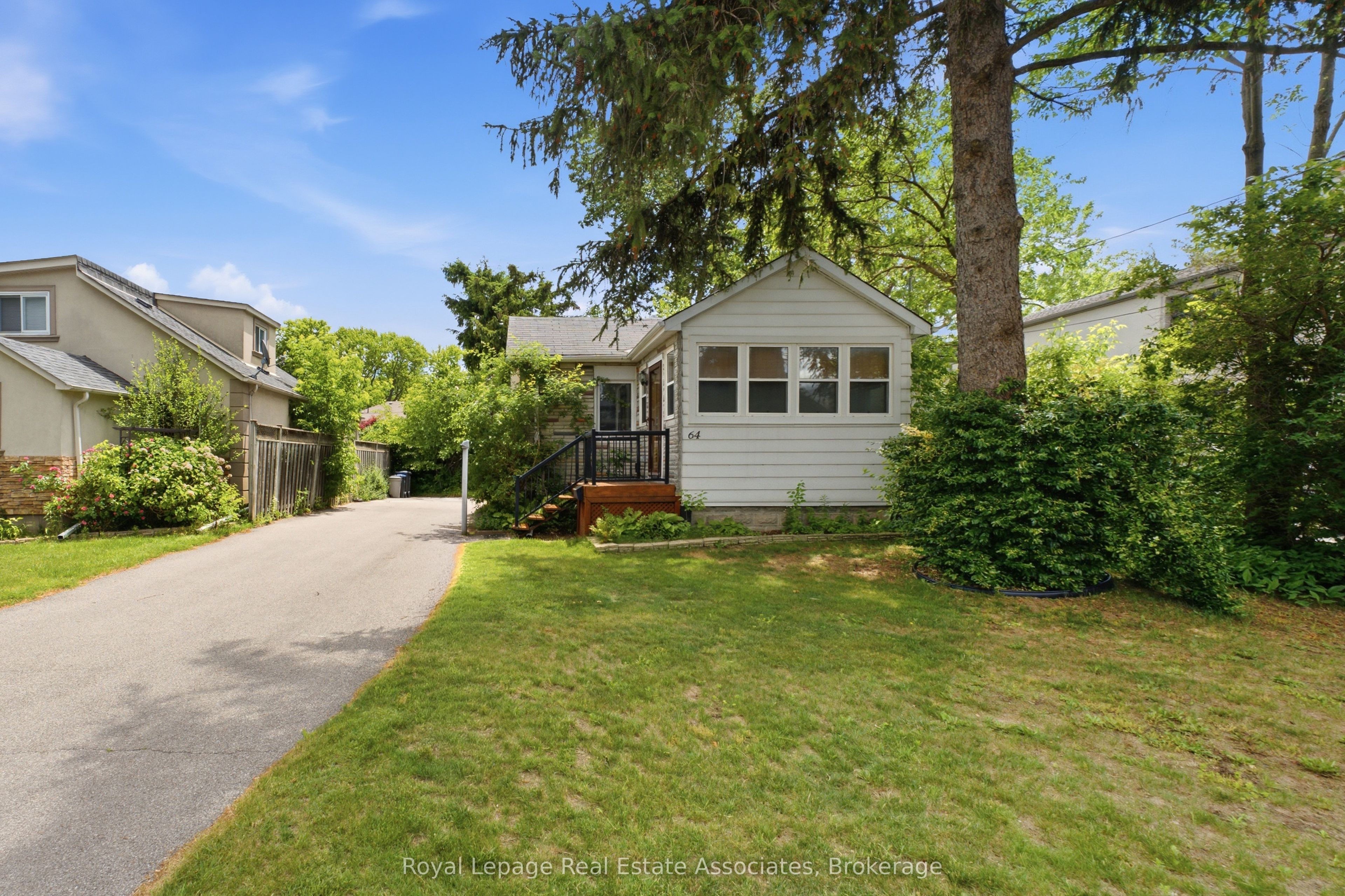 64 Eaglewood Boulevard