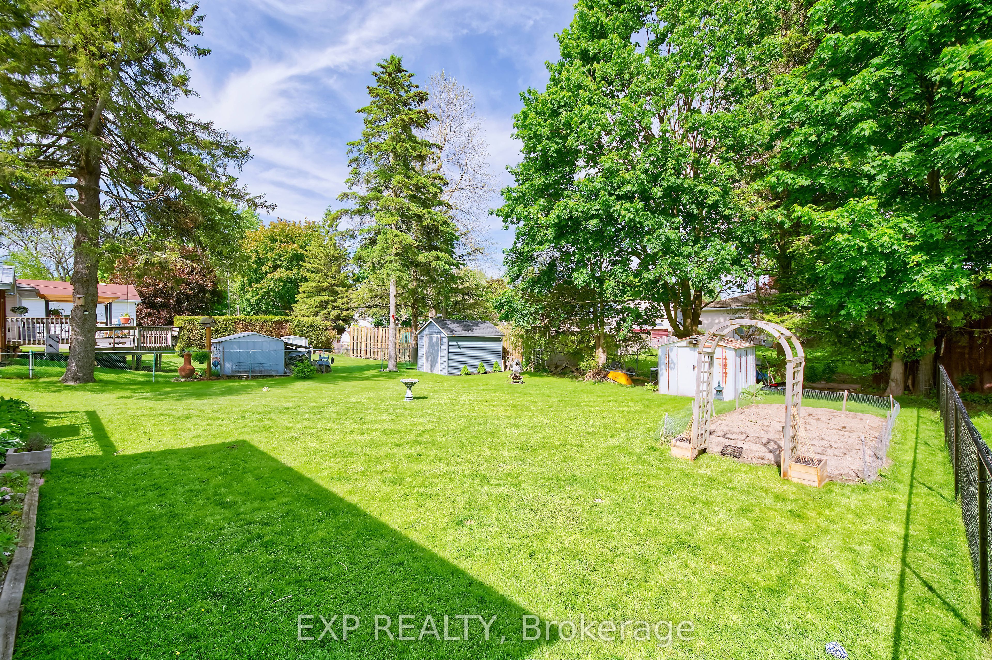 85 Treelawn Avenue