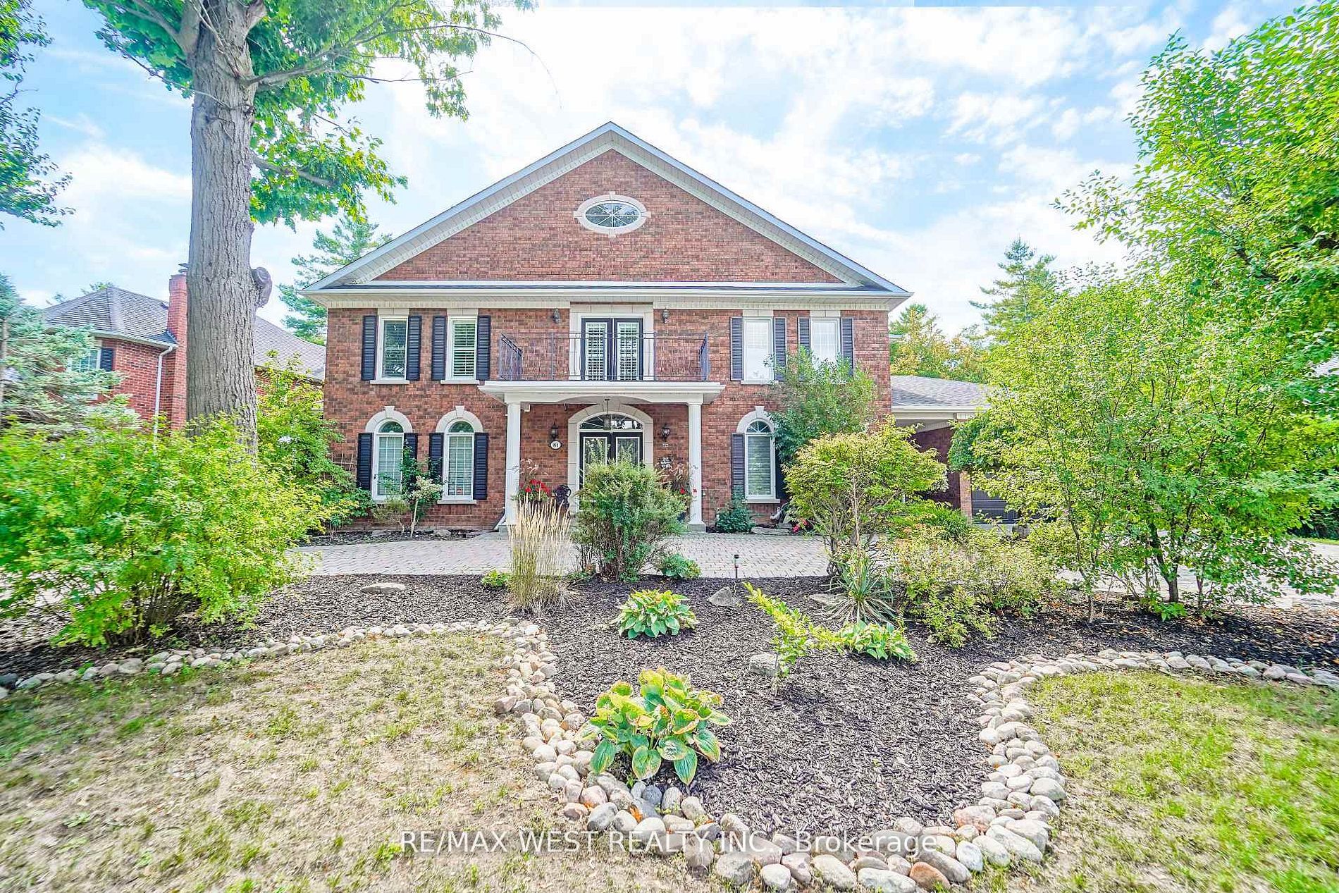 81 Woodview Drive