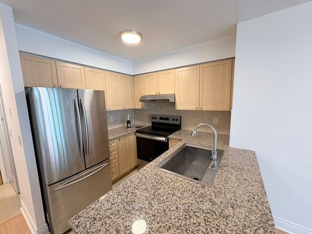 55 South Town Centre Boulevard 605
