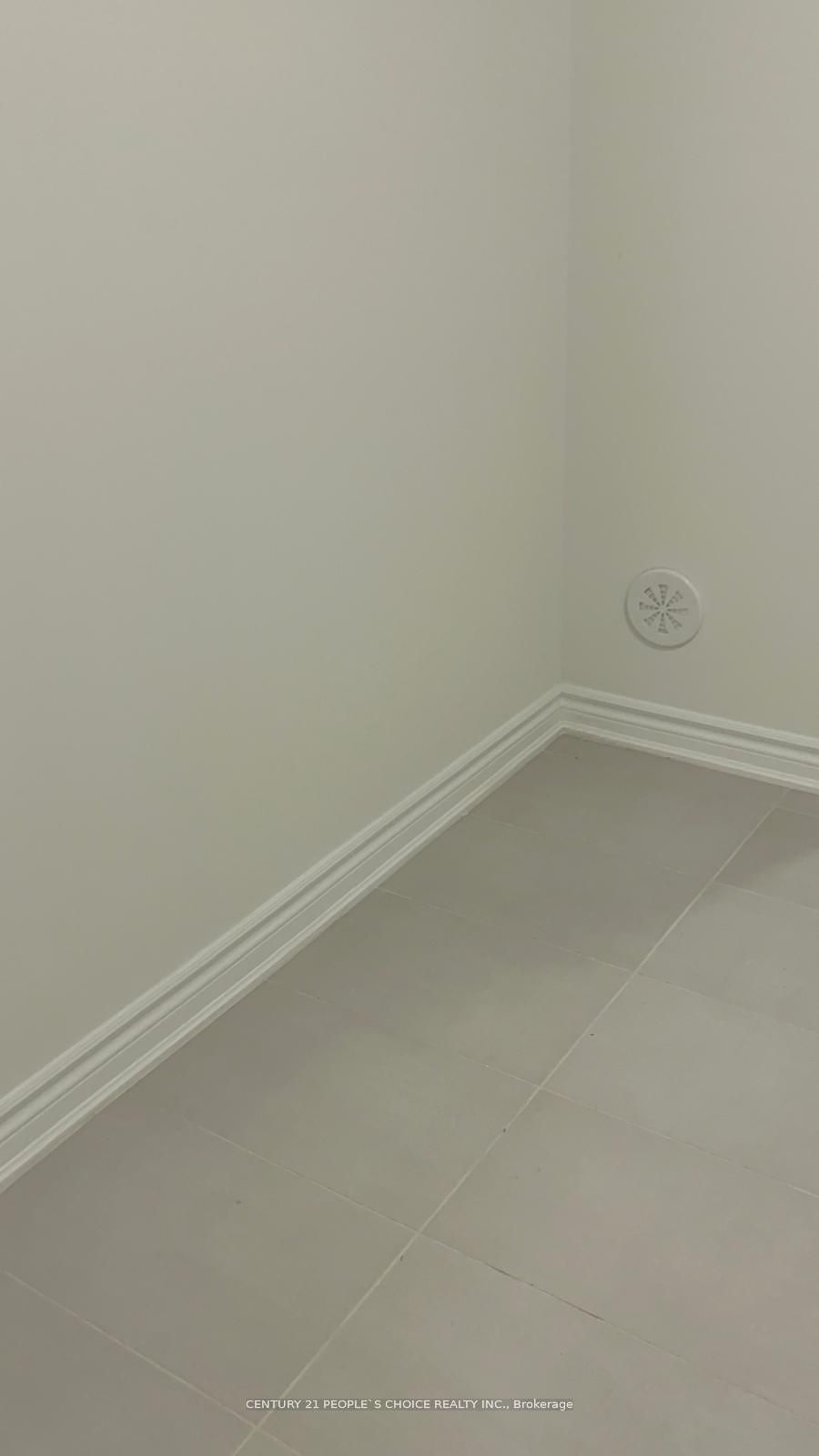 3361 Thunderbird Promenade E